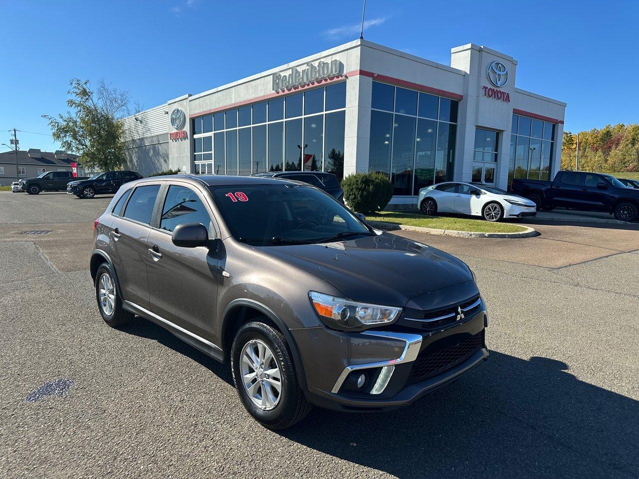 This Mitsubishi RVR model features heated front seats, a leather wrapped steering wheel, bucket seats, privacy glass, and more to make you feel comfortable and riding in style. Some of the safety features include Traction Control, ABS, Stability Control, Brake Assist! Vehicle history report is available. NO ACCIDENTS REPORTED! EXTENDED WARRANTY AVAILABLE!