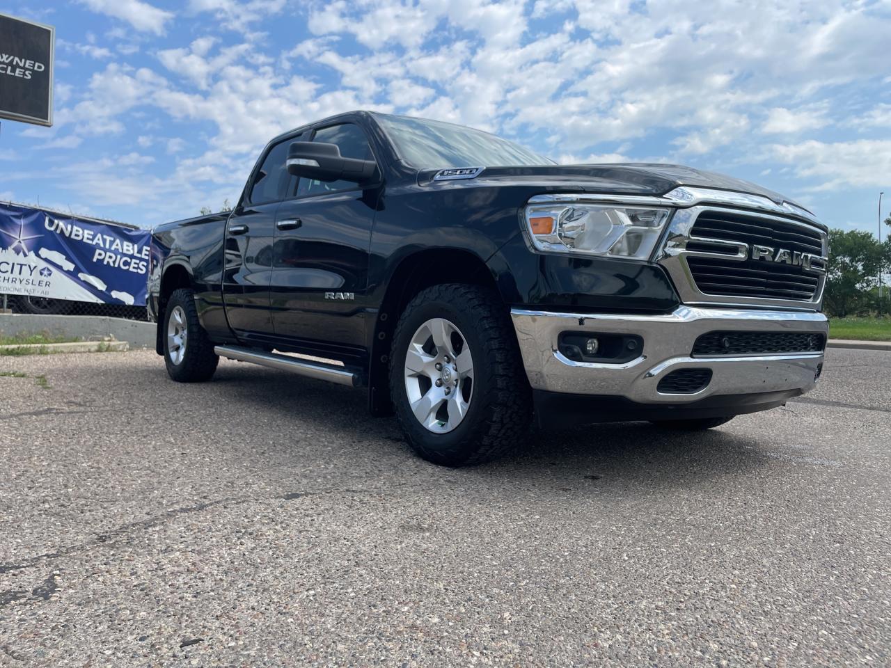 Used 2019 RAM 1500 Big Horn Quad Cab 4x4 caisse de 6 pi 4 po for sale in Medicine Hat, AB