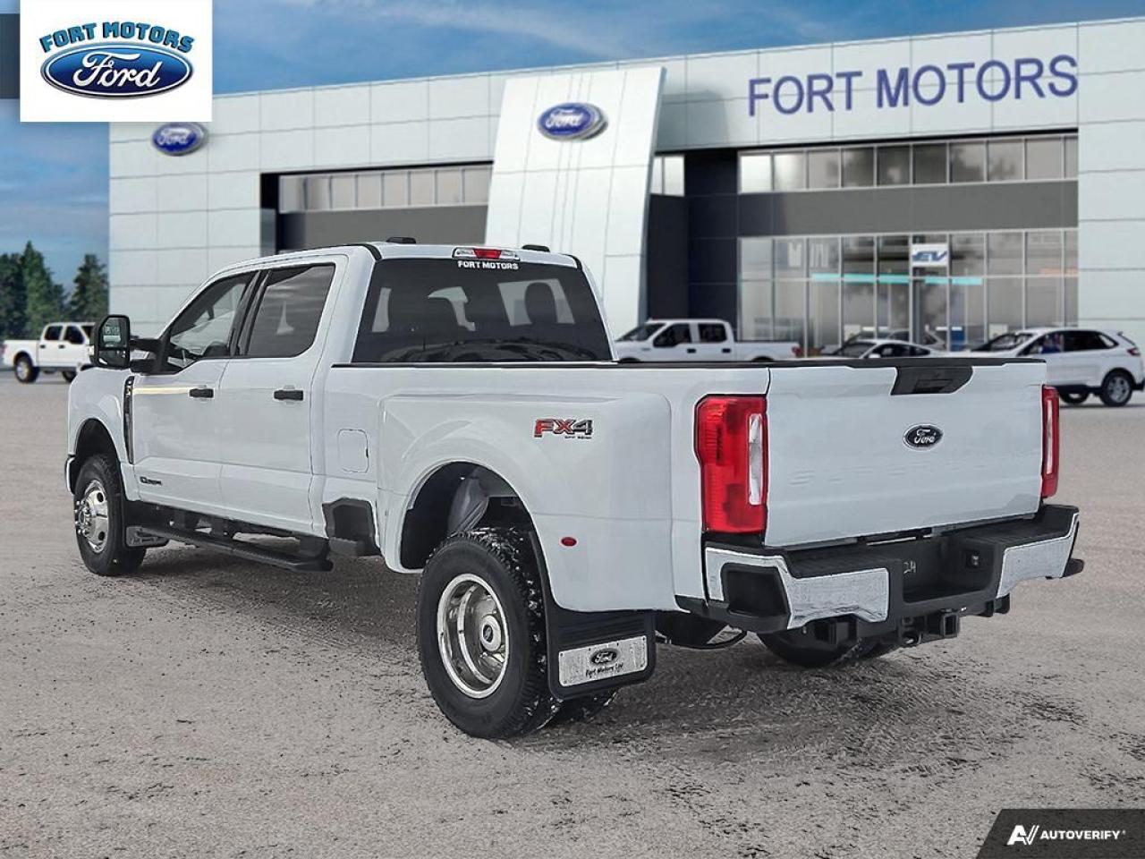 2024 Ford SUPERDUTY F-350® XLT Photo