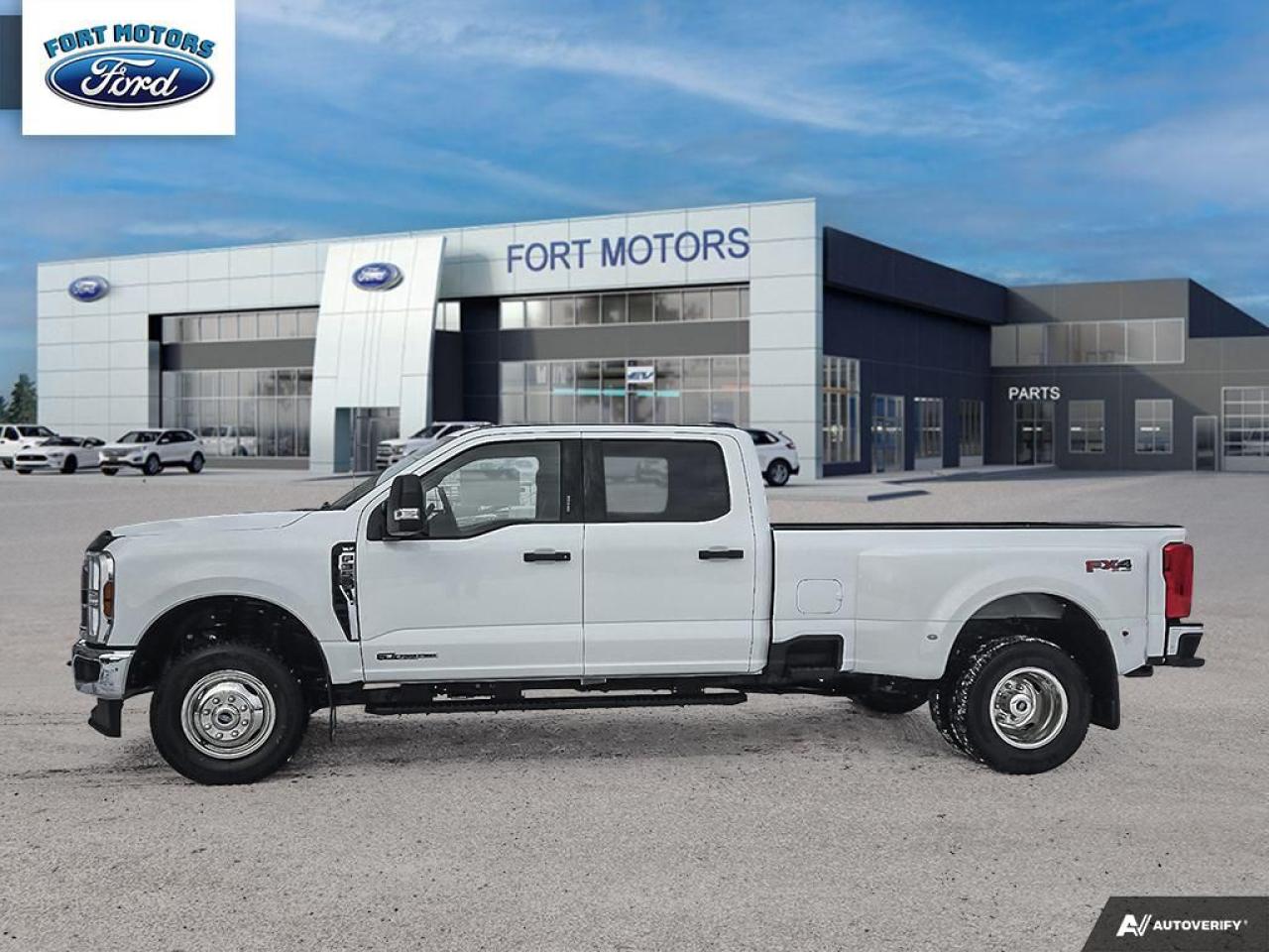 2024 Ford SUPERDUTY F-350® XLT Photo