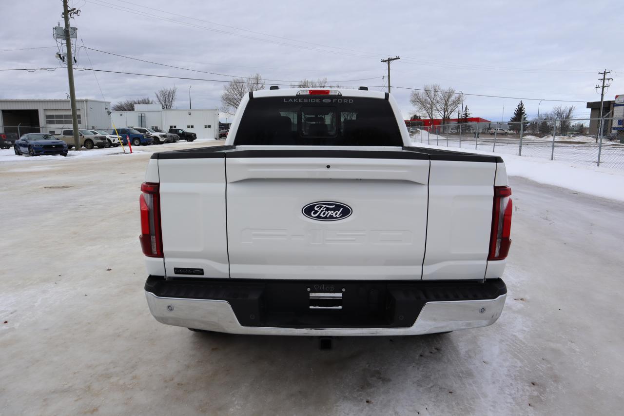 2024 Ford F-150 Lariat Photo4