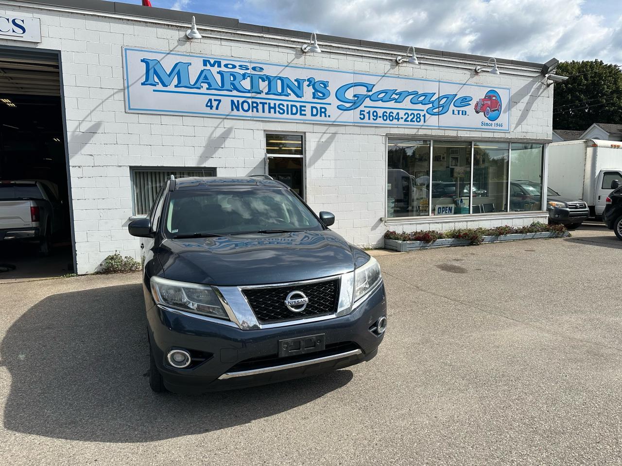 2015 Nissan Pathfinder SV