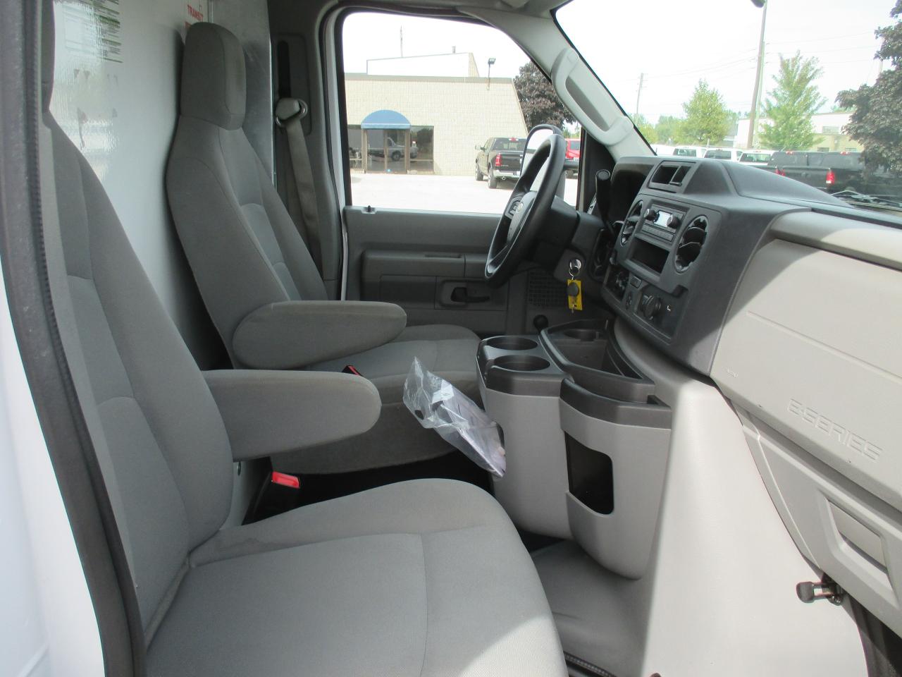 2022 Ford E450 E-450 DRW 176" WB 16FT.TRANSIT BODY - Photo #8