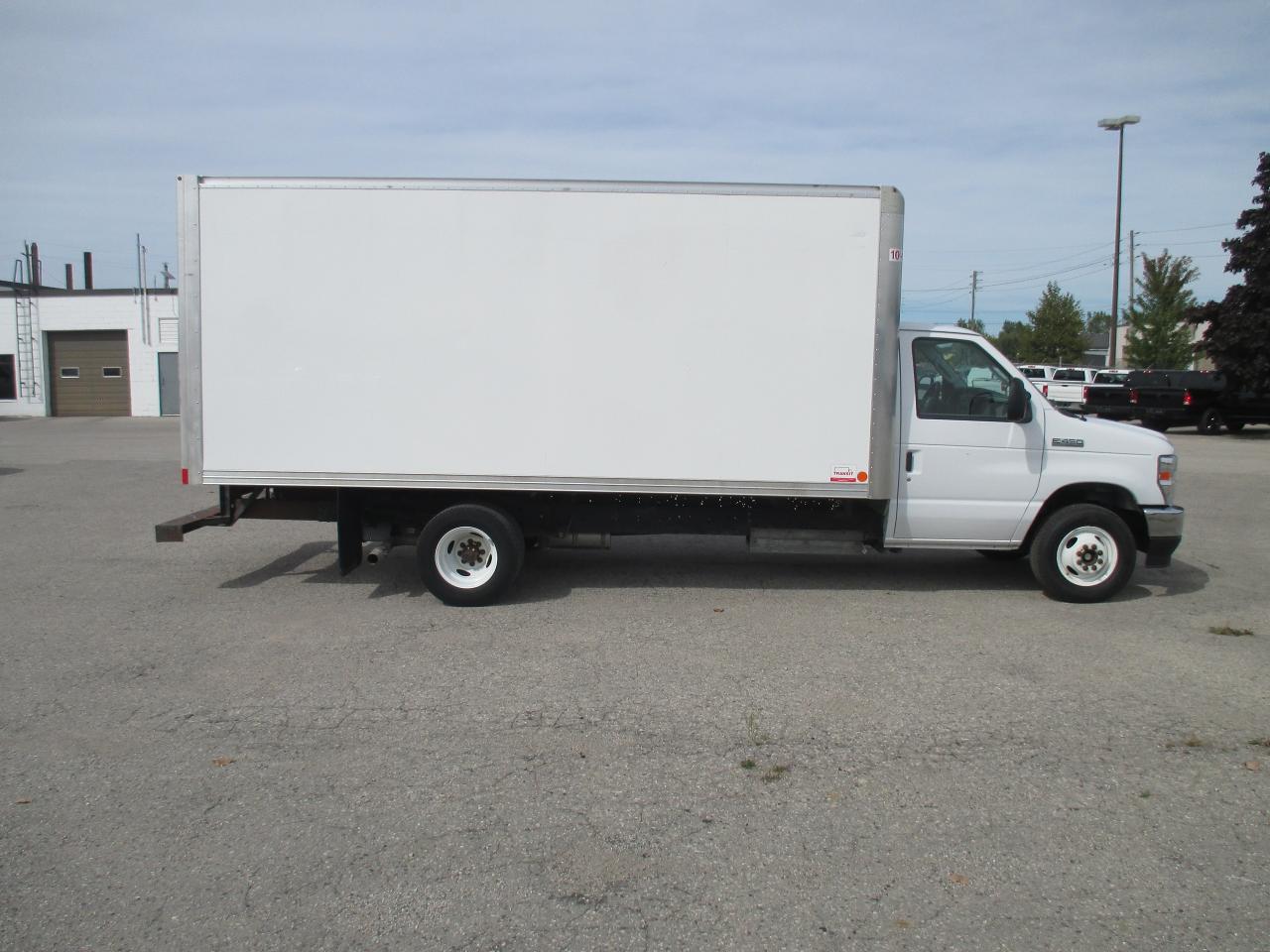 2022 Ford E450 E-450 DRW 176" WB 16FT.TRANSIT BODY - Photo #4