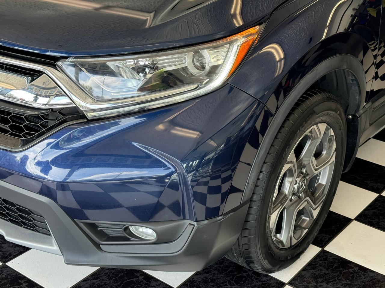 2017 Honda CR-V EX+New Tires+LaneKeep+Adaptive Cruise+Remote Start Photo108