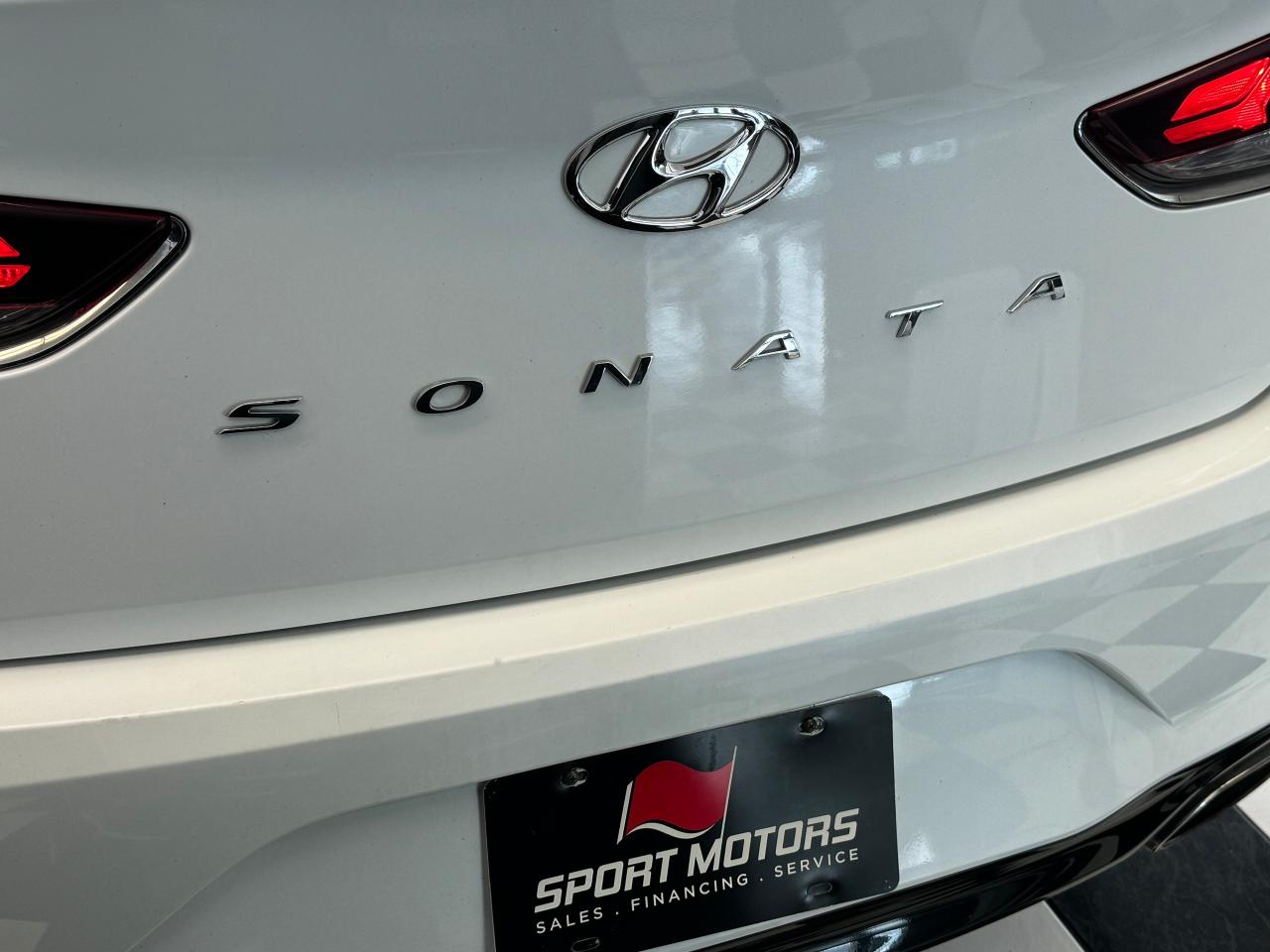2019 Hyundai Sonata Essential+New Tires+Brakes+ApplePlay+CLEAN CARFAX - Photo #56