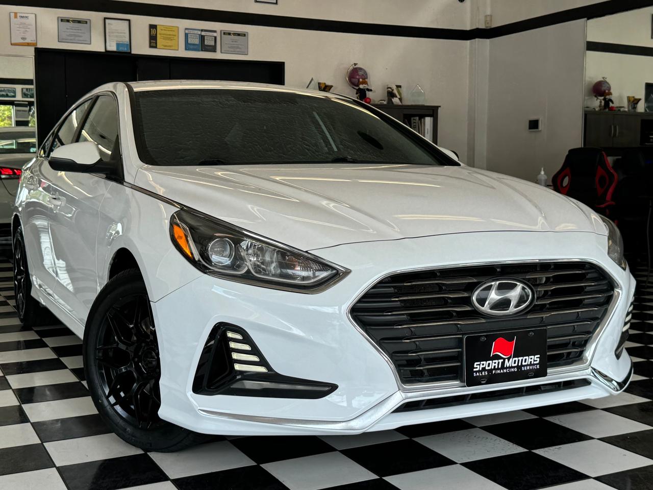 2019 Hyundai Sonata Essential+New Tires+Brakes+ApplePlay+CLEAN CARFAX - Photo #16