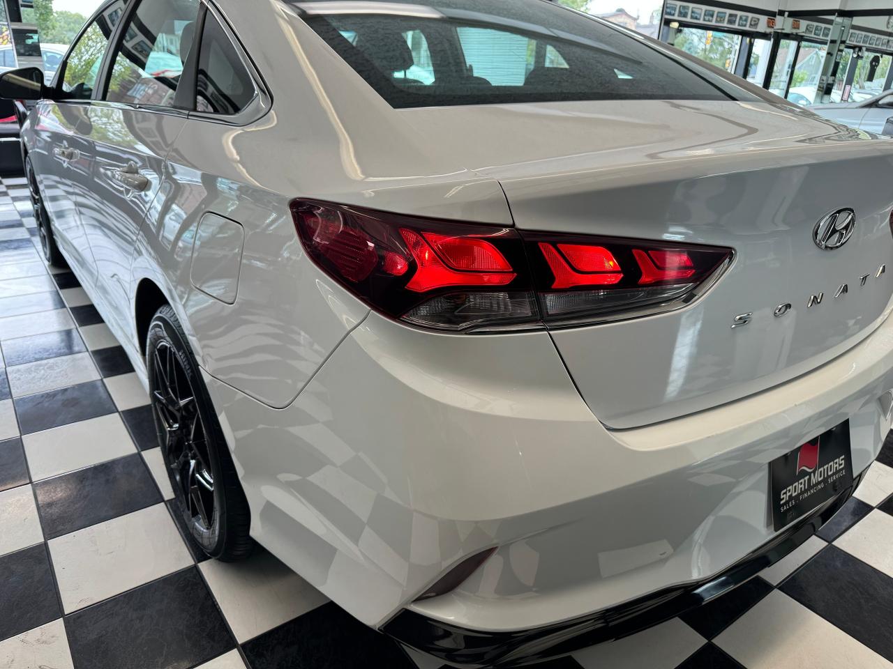2019 Hyundai Sonata Essential+New Tires+Brakes+ApplePlay+CLEAN CARFAX - Photo #37