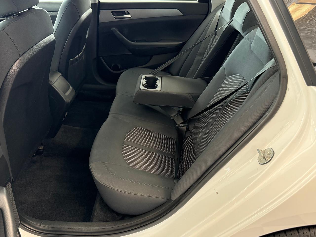 2019 Hyundai Sonata Essential+New Tires+Brakes+ApplePlay+CLEAN CARFAX - Photo #25
