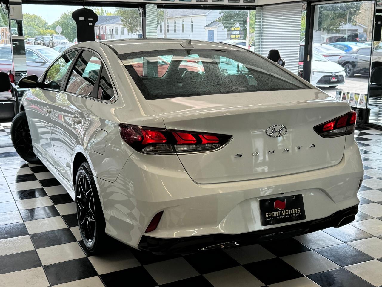 2019 Hyundai Sonata Essential+New Tires+Brakes+ApplePlay+CLEAN CARFAX - Photo #15