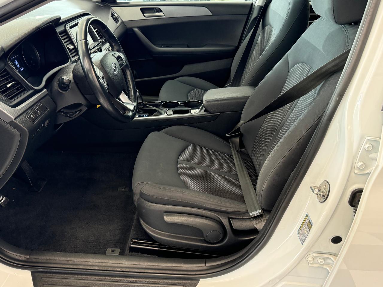 2019 Hyundai Sonata Essential+New Tires+Brakes+ApplePlay+CLEAN CARFAX - Photo #20