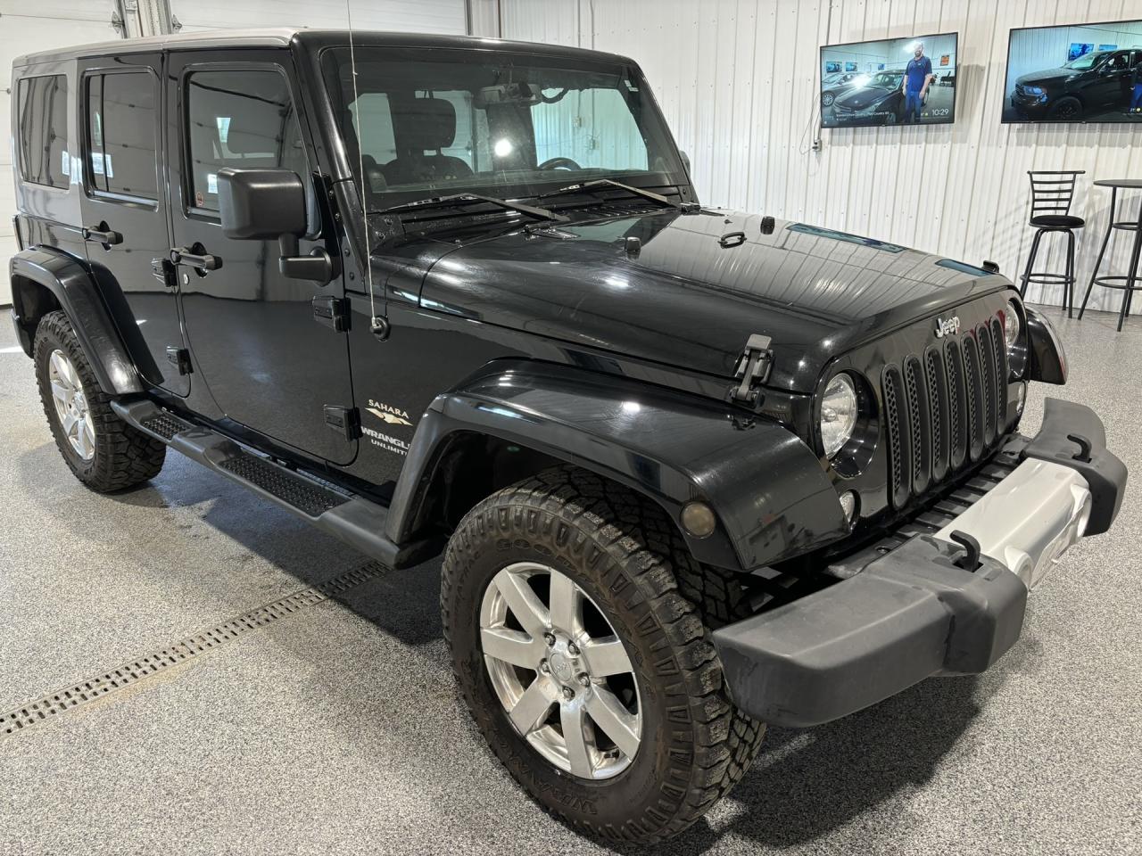 Used 2014 Jeep Wrangler Unlimited Sahara 4WD #Freedom Hard Top #Remote Start for sale in Brandon, MB