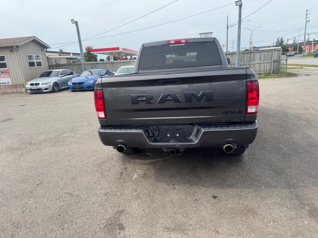 2019 RAM 1500 Classic EXPRESS, CREW CAB, 4X4, ONLY 183KMS, CERTIFIED - Photo #4