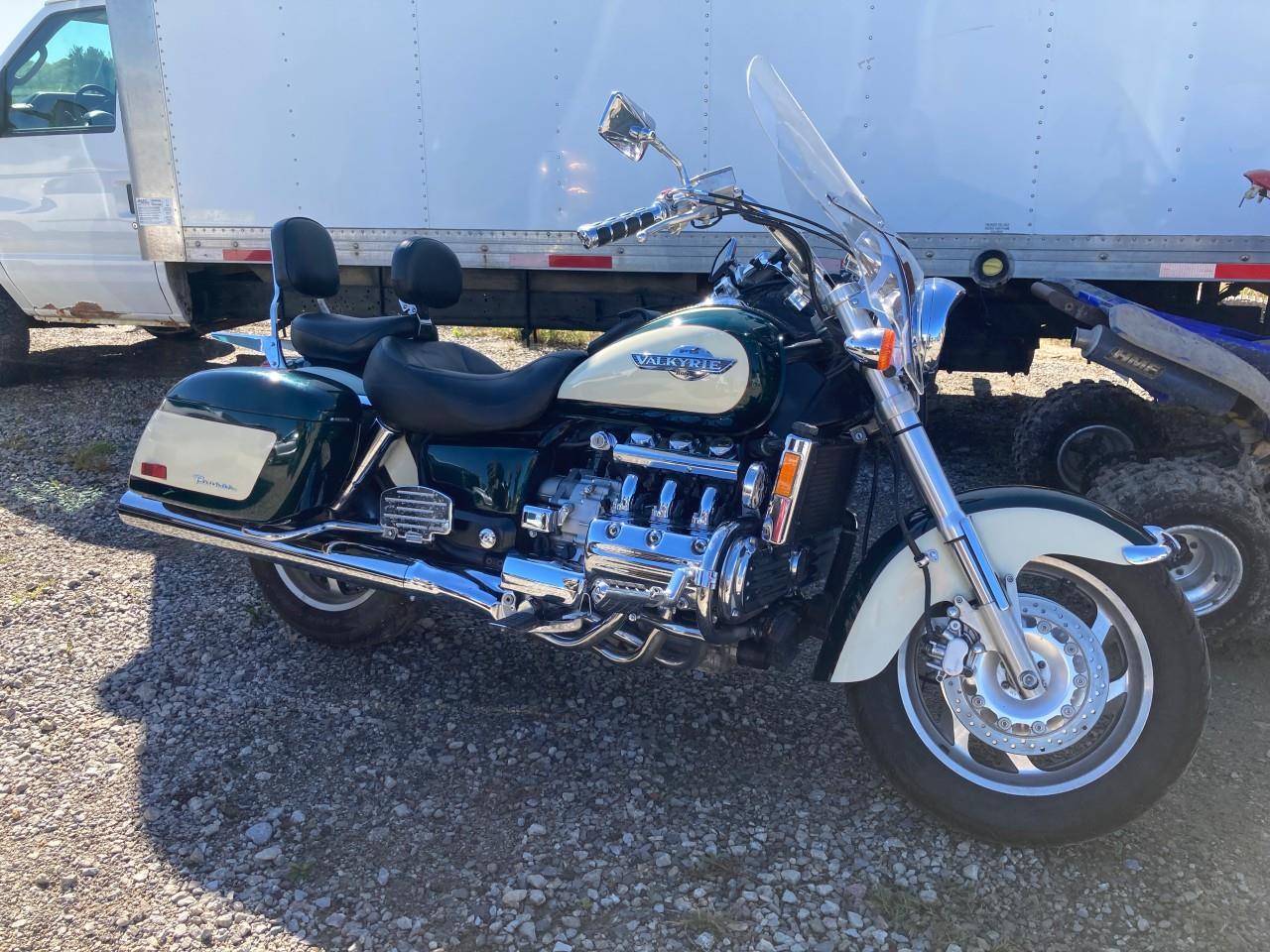 Used 1997 Honda GL1500T RARE COLOUR COMBO - EXCELLENT CONDITION for sale in Orangeville, ON