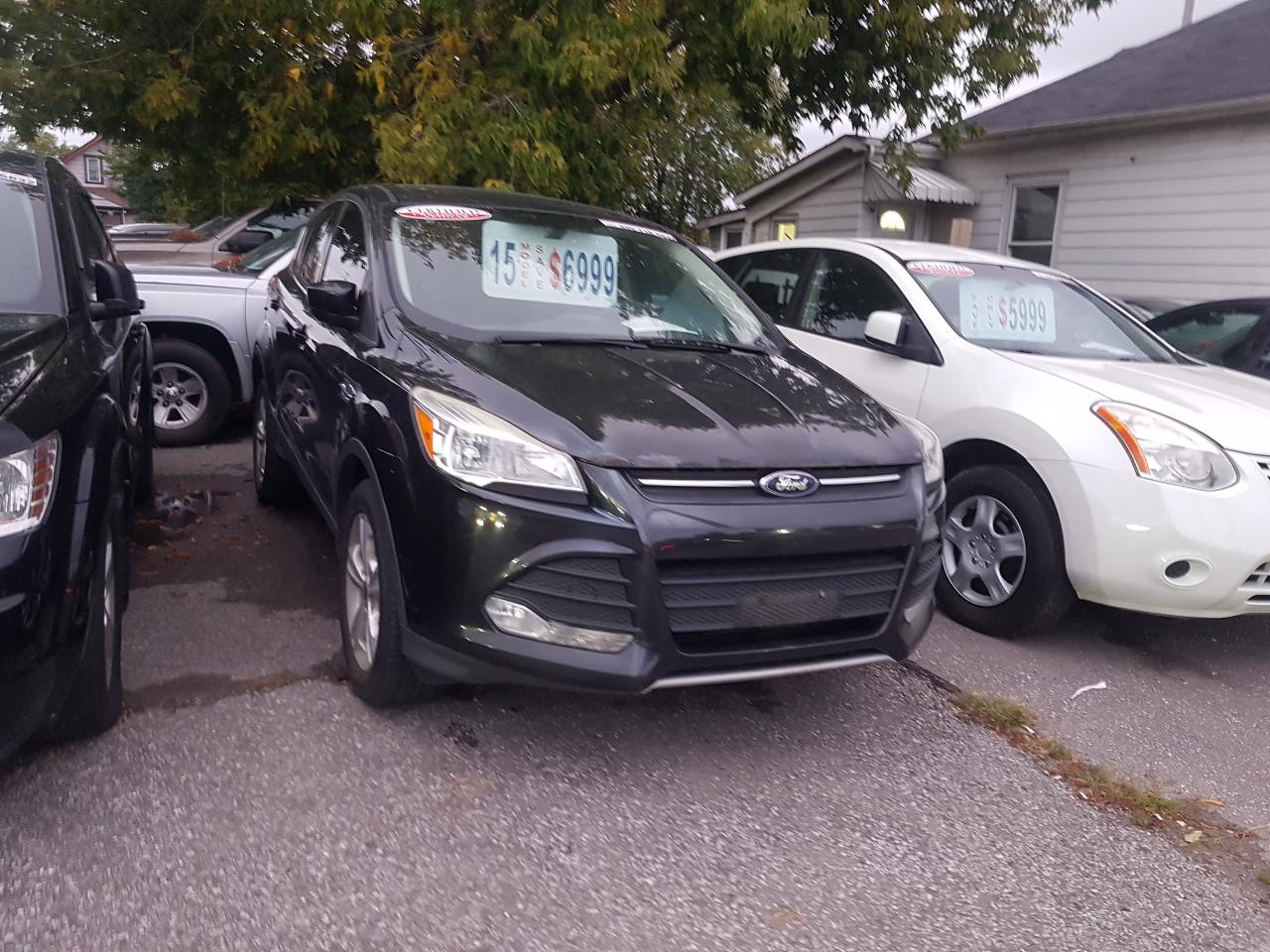 2015 Ford Escape SE - Photo #2