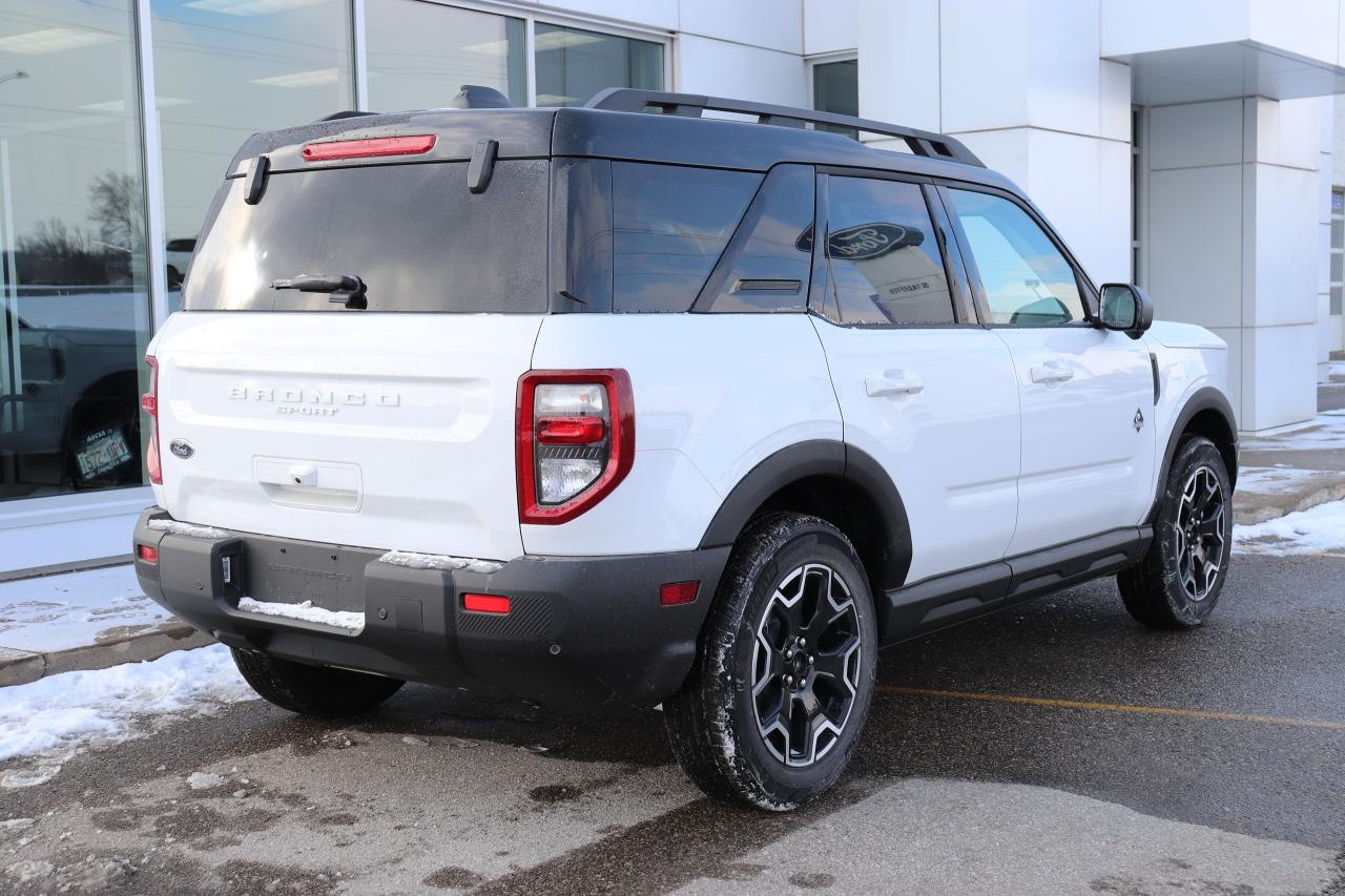 2025 Ford Bronco Sport OUTER BANKS 4X4 Photo