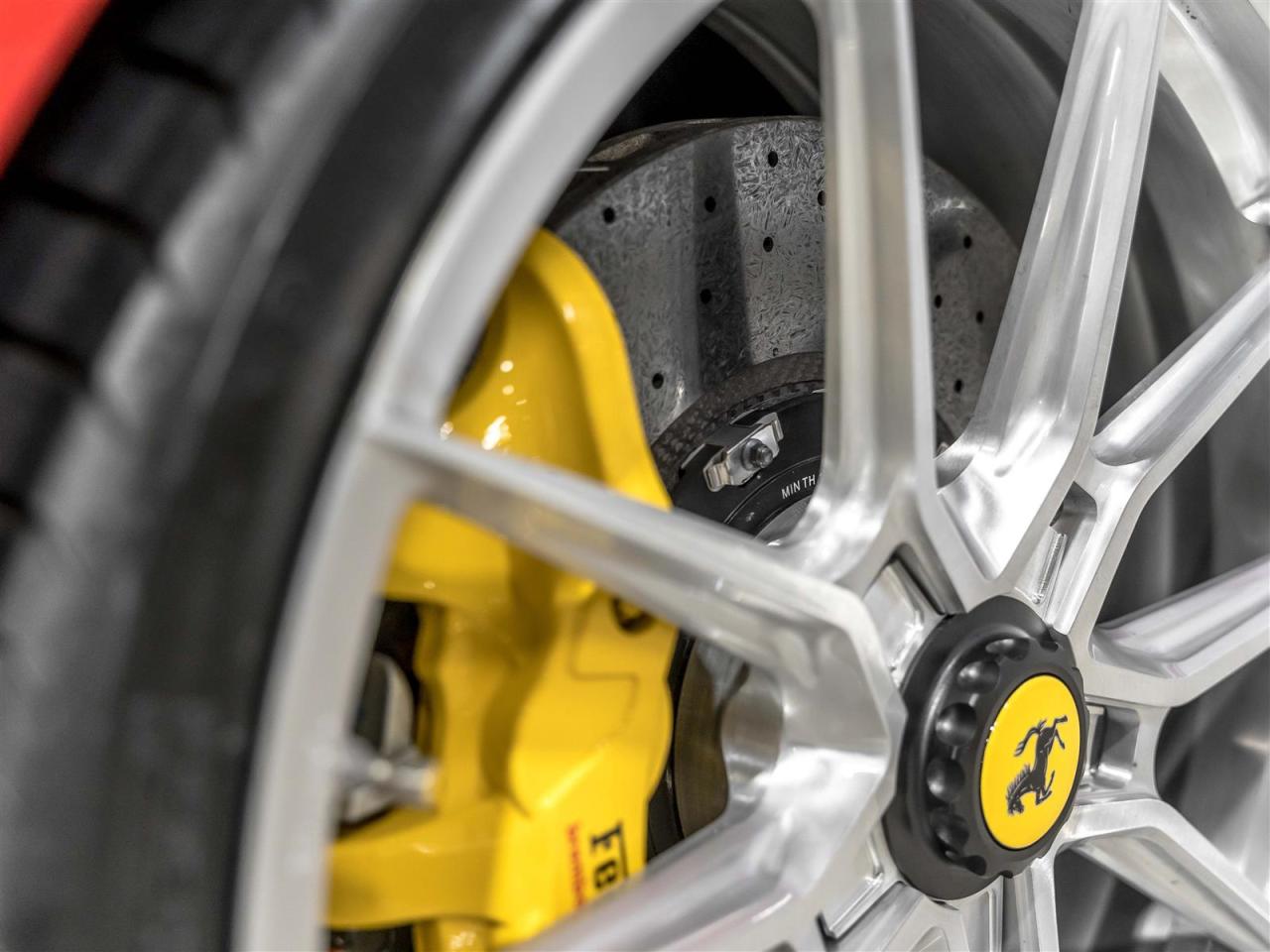 2016 Ferrari 575 FULL NOVITEC KIT|NOVITEC WHEELS|CARBON|ACCIDENT FREE Photo