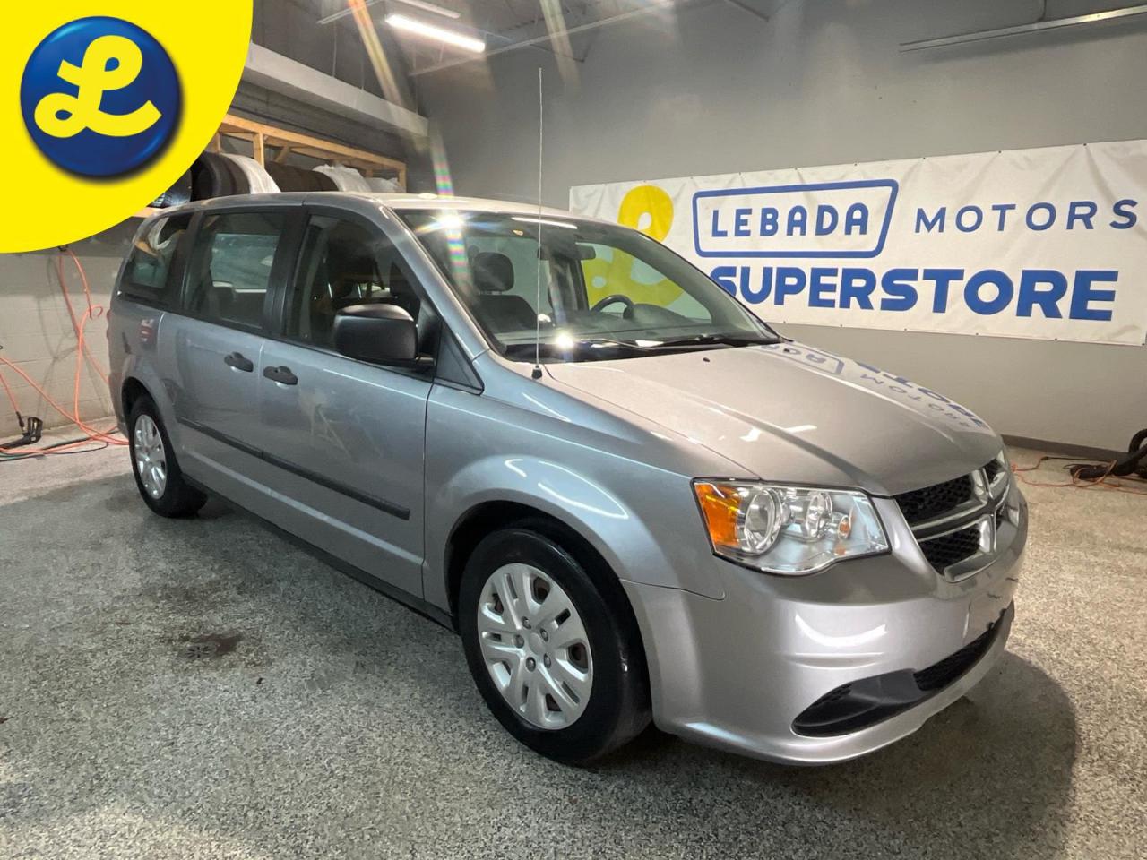 Used 2017 Dodge Grand Caravan SE/SXT * Keyless Entry * Leather Wrapped Steering Wheel * ECON Mode * Power, heated, manual folding mirrors Quad-lens halogen headlamps Daytime runnin for sale in Cambridge, ON