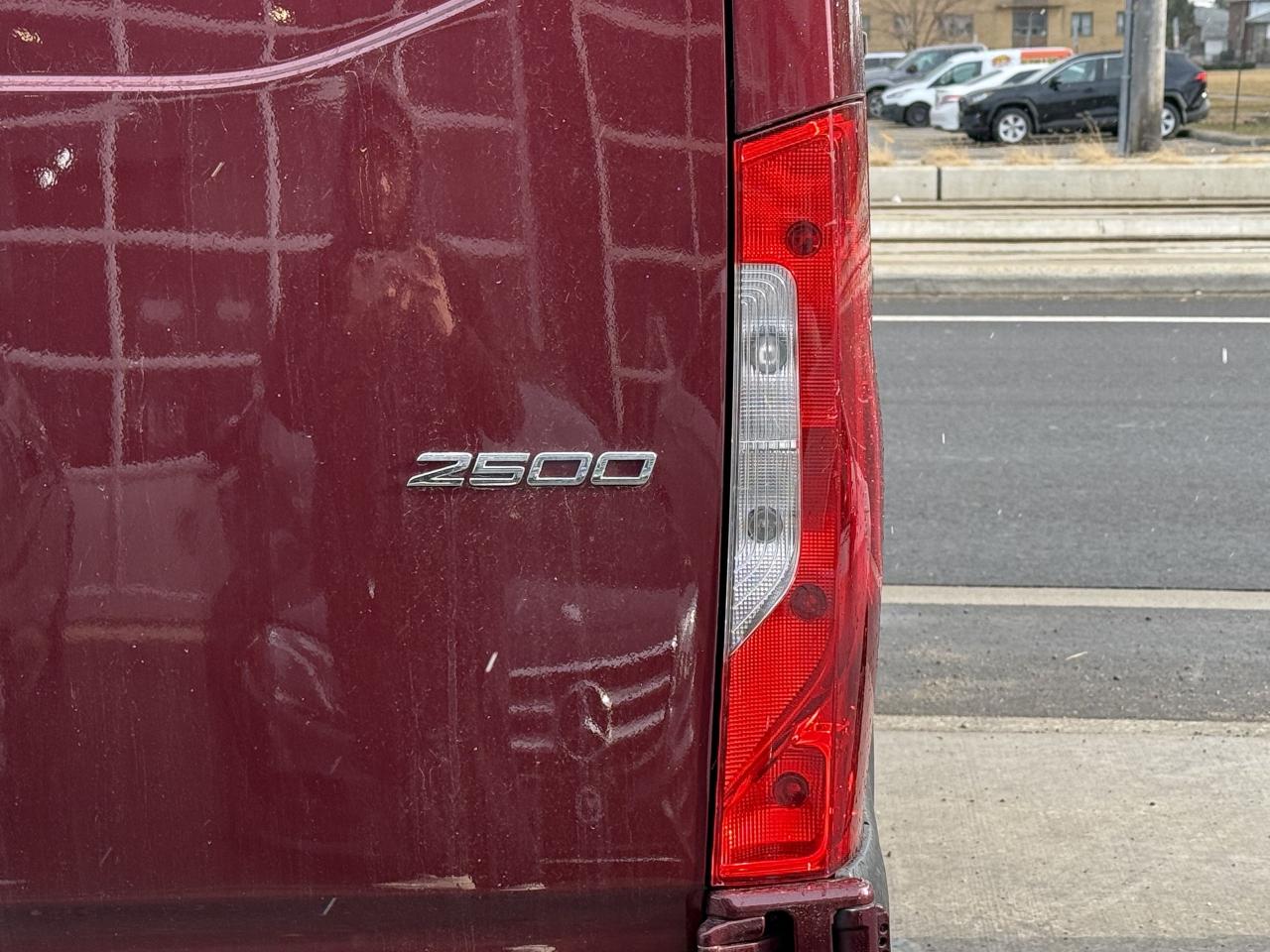 11750508