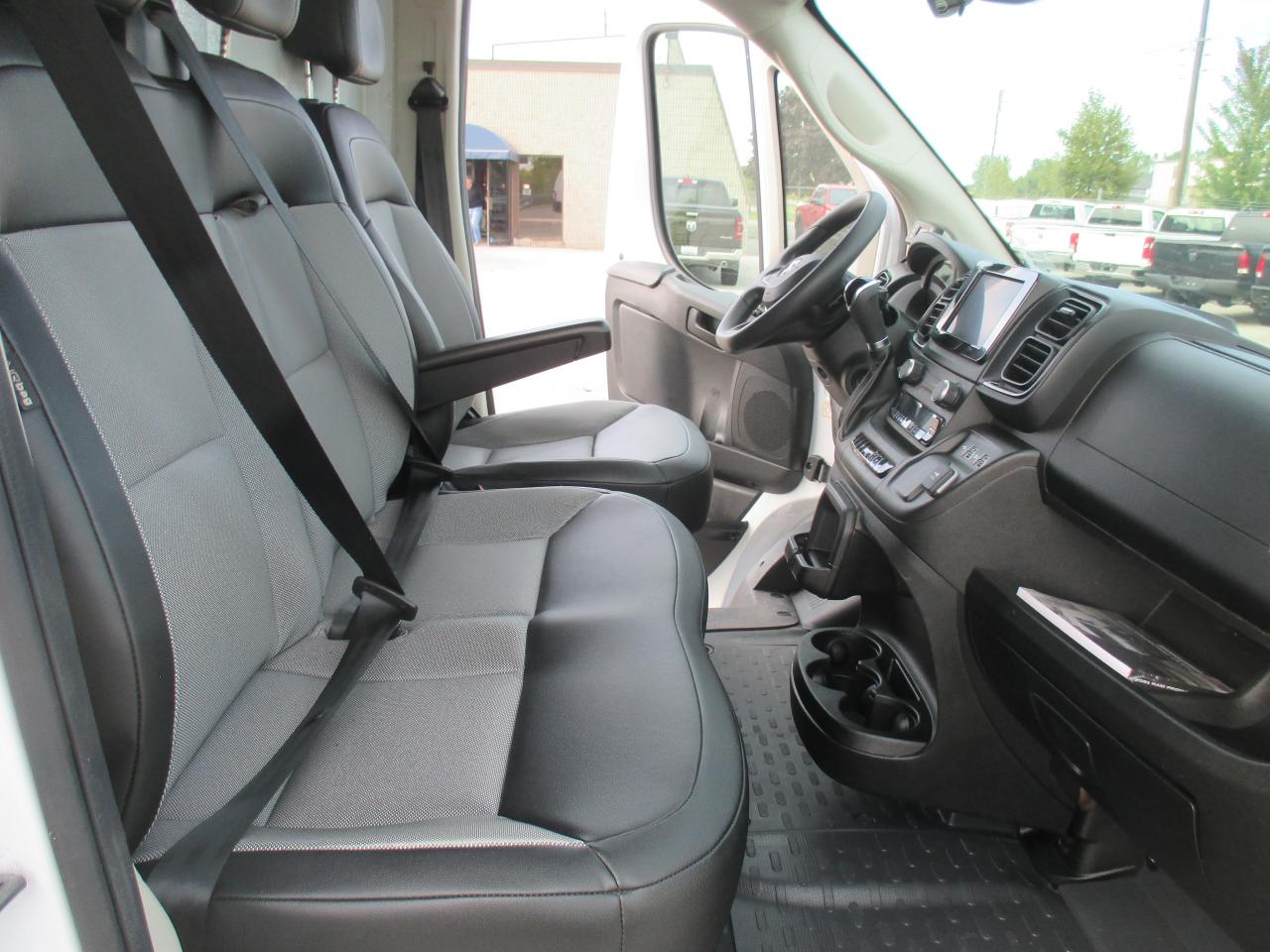 2022 RAM Cargo Van 3500 High Roof Ext 159" WB WITH ATC REEFER - Photo #9
