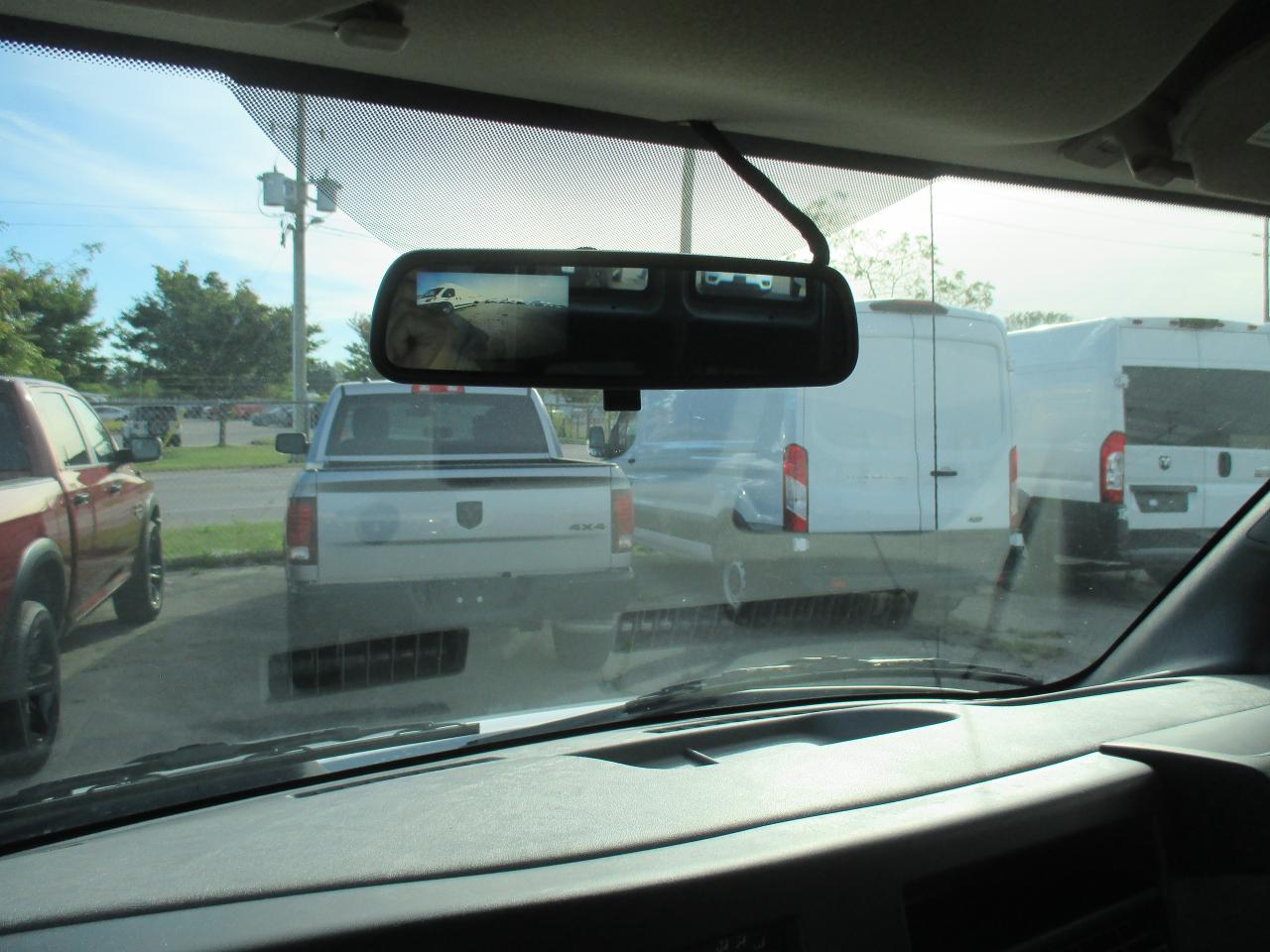 2022 GMC Savana 3500 RWD 3500 155" - Photo #13