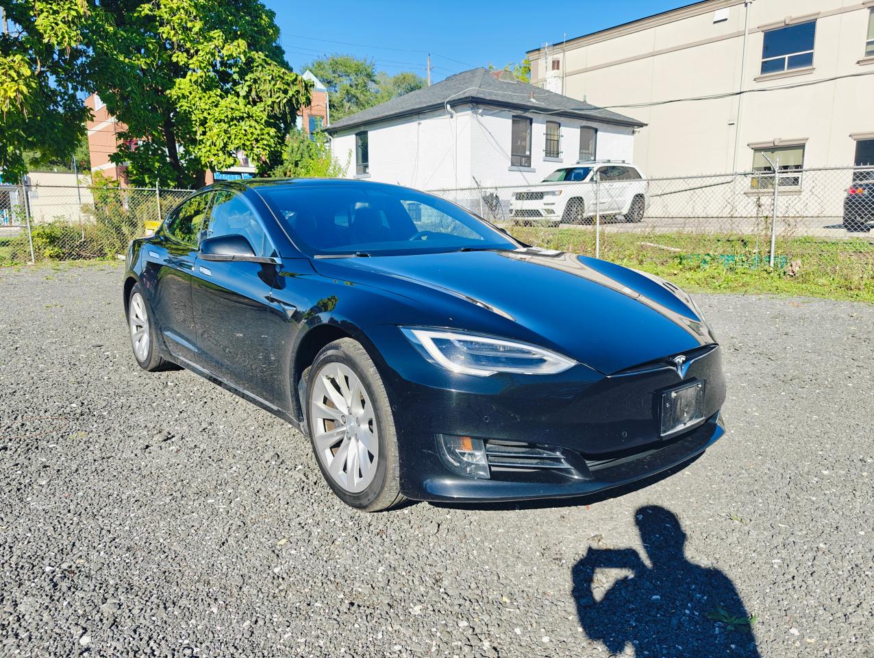 2018 Tesla Model S 100D AWD Photo2