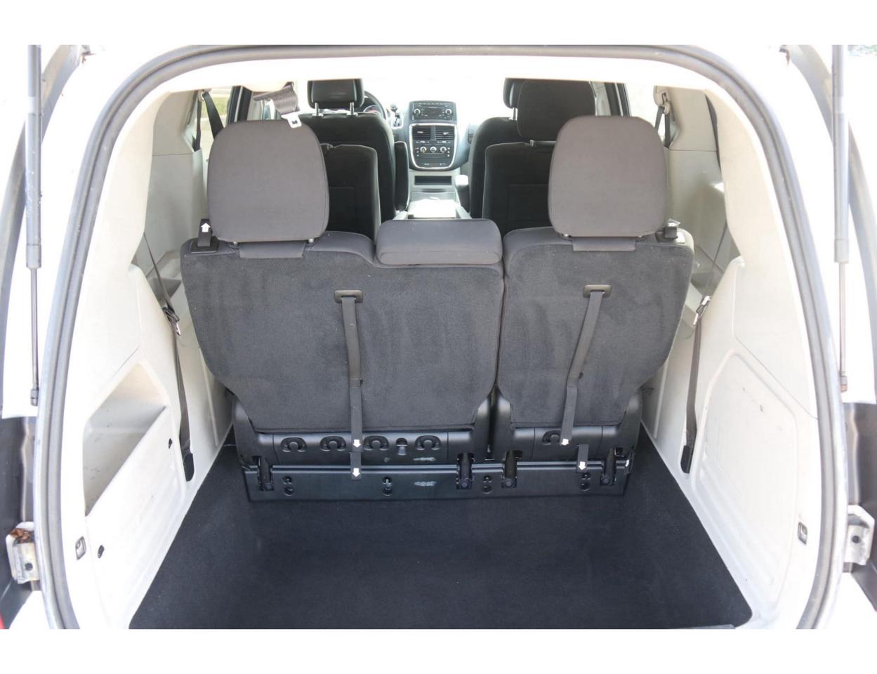 2018 Dodge Grand Caravan SXT - Photo #11