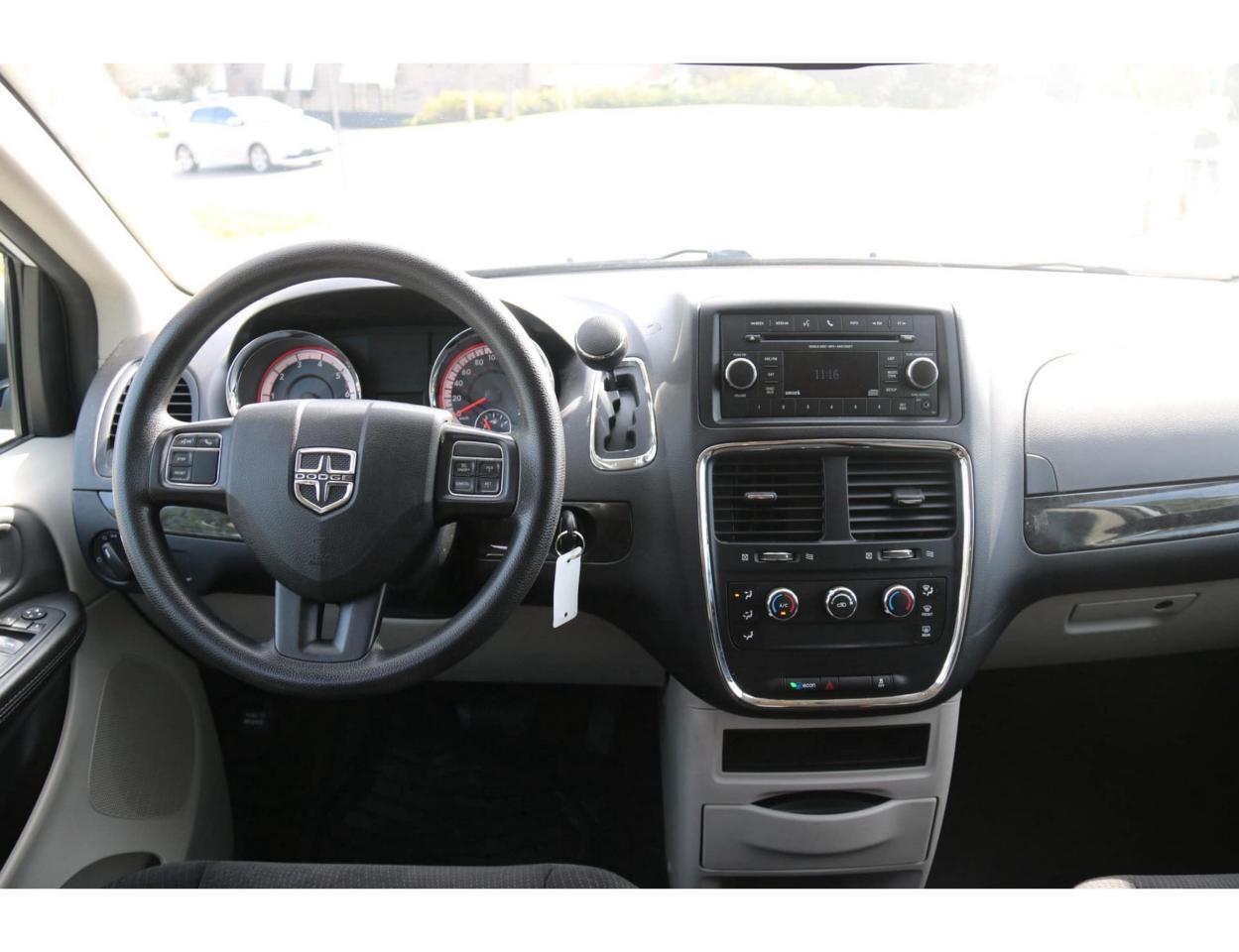 2018 Dodge Grand Caravan SXT - Photo #15