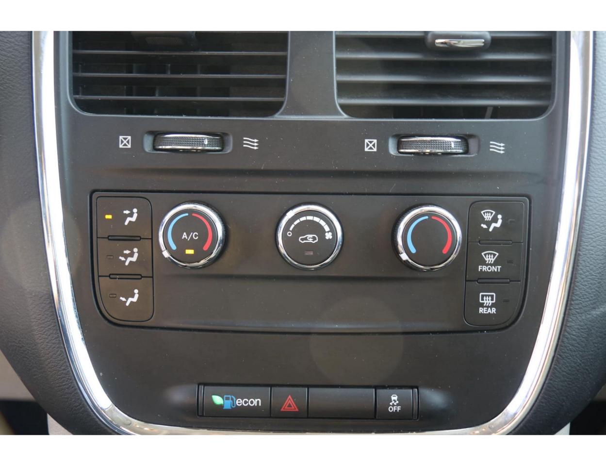2018 Dodge Grand Caravan SXT - Photo #21