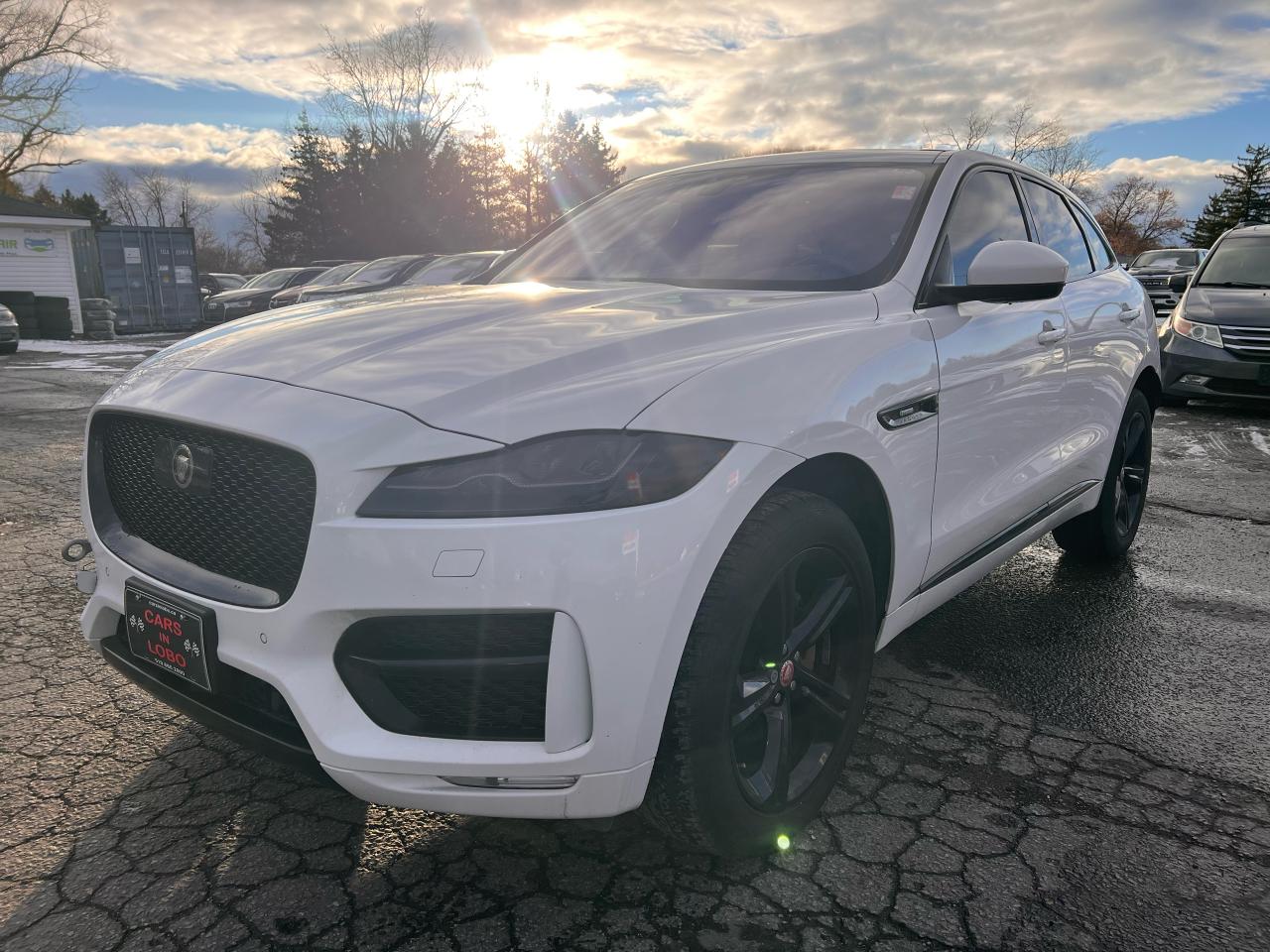 2019 Jaguar F-PACE 20d AWD R-Sport Photo32