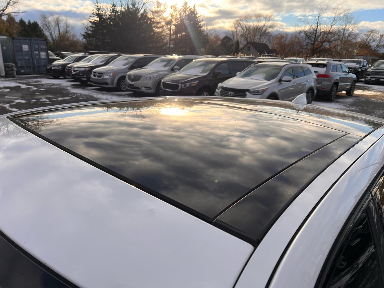 2019 Jaguar F-PACE 20d AWD R-Sport Photo12