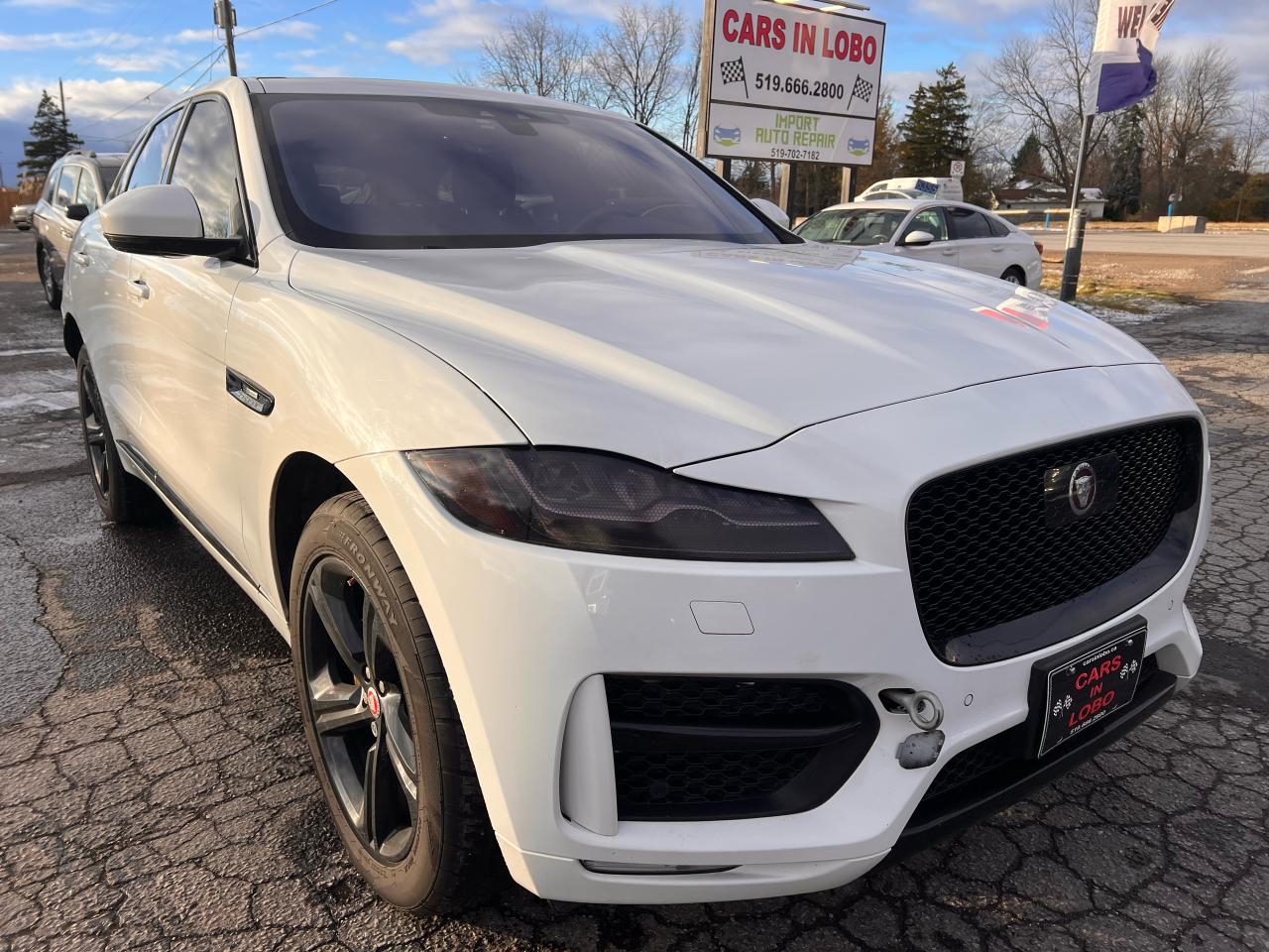 2019 Jaguar F-PACE 20d AWD R-Sport Photo26