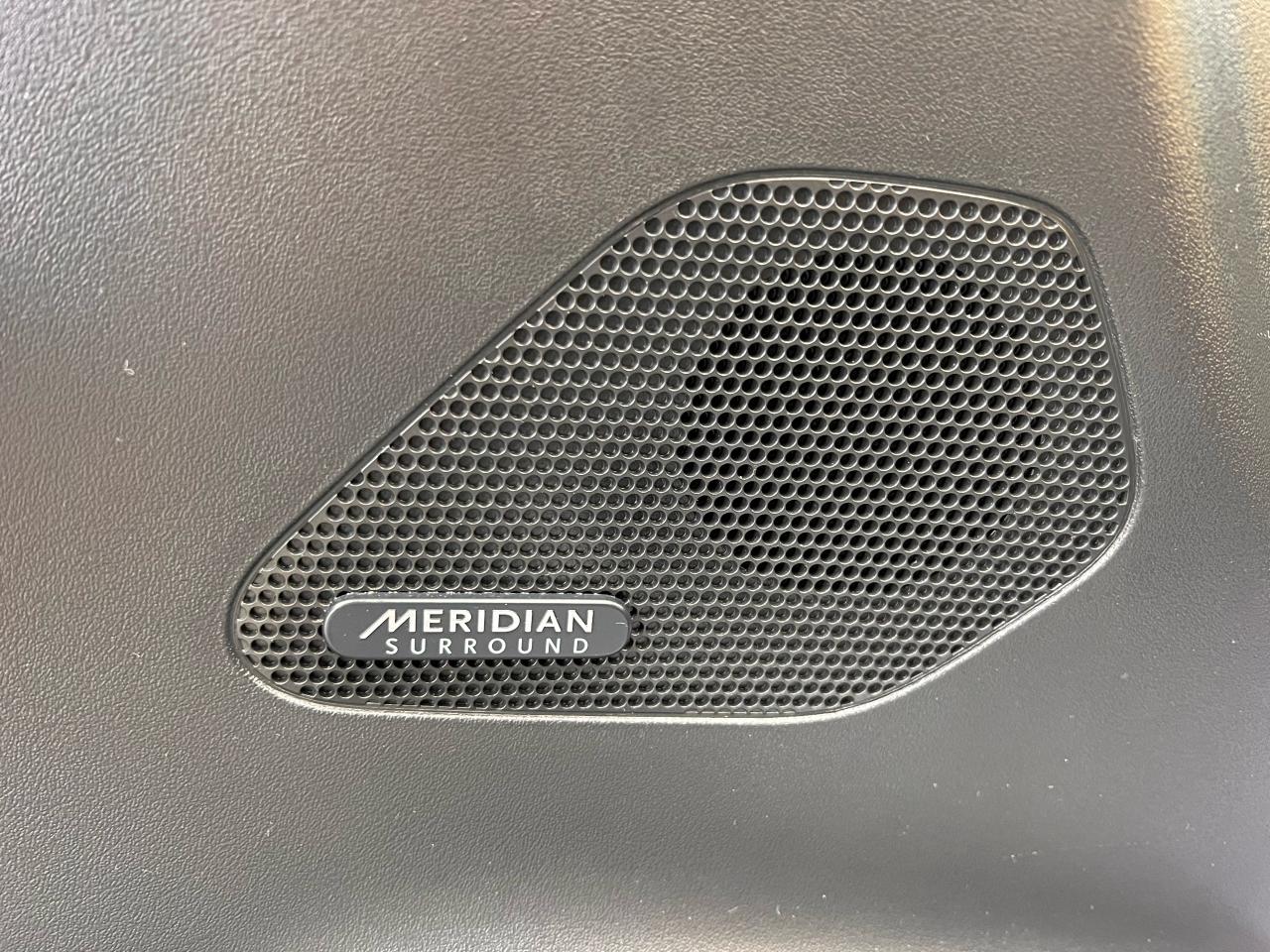 2019 Jaguar F-PACE 20d AWD R-Sport Photo46