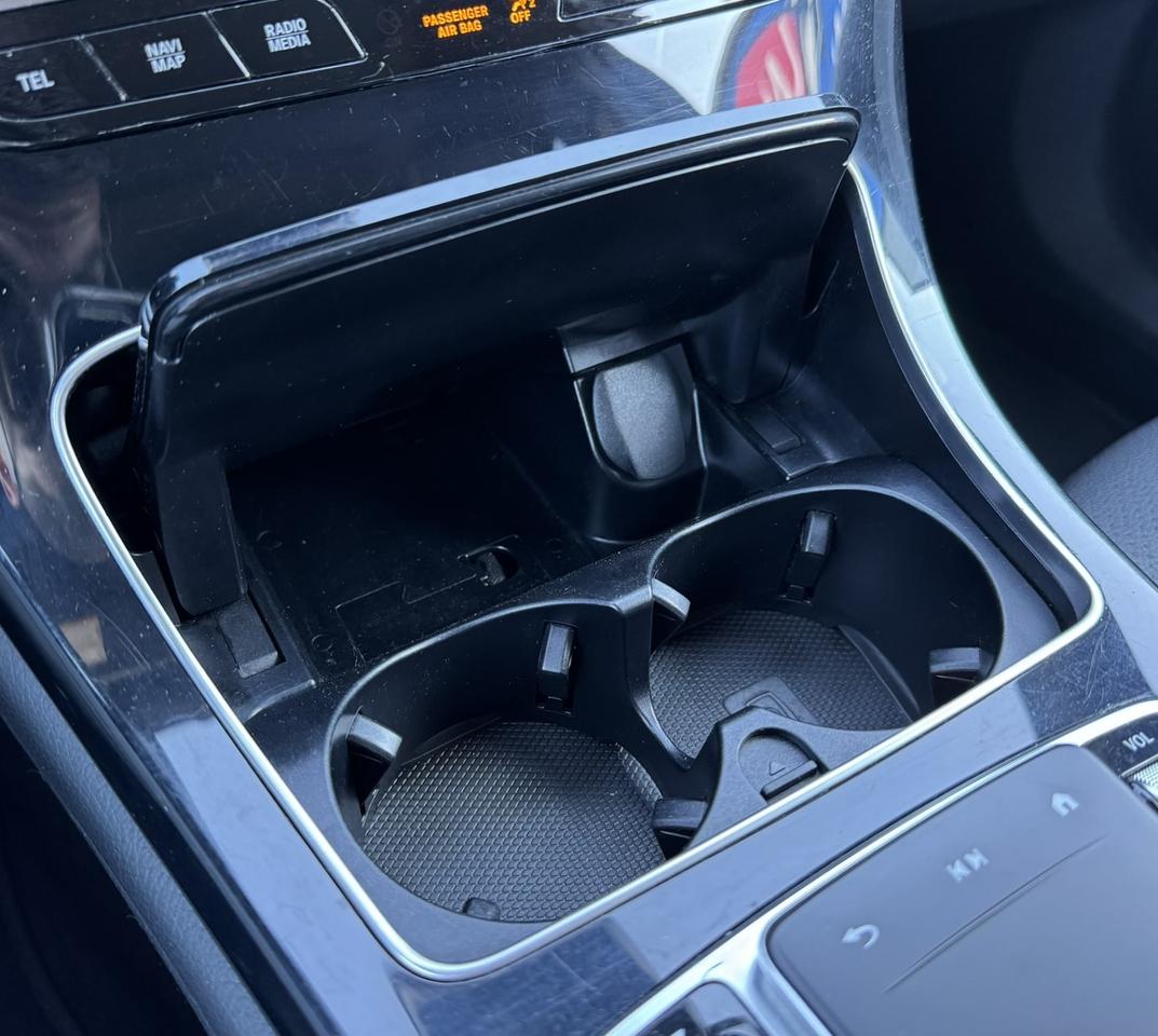 2022 Mercedes-Benz GL-Class GLC 300 4MATIC SUV Photo