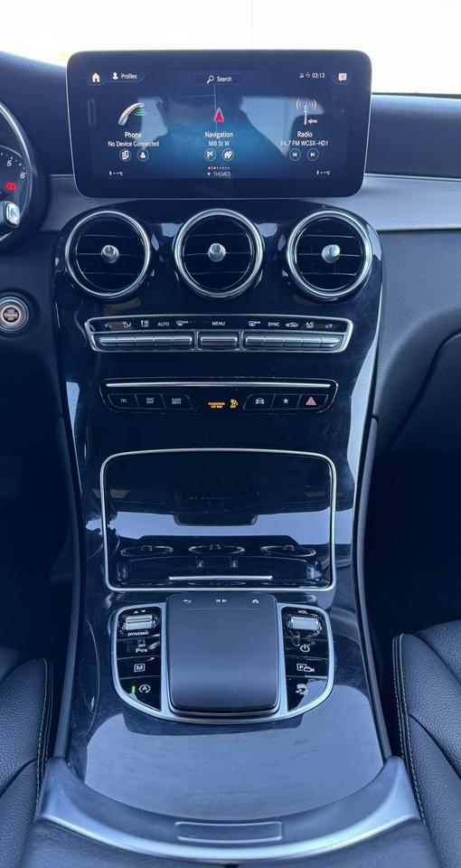 2022 Mercedes-Benz GL-Class GLC 300 4MATIC SUV Photo