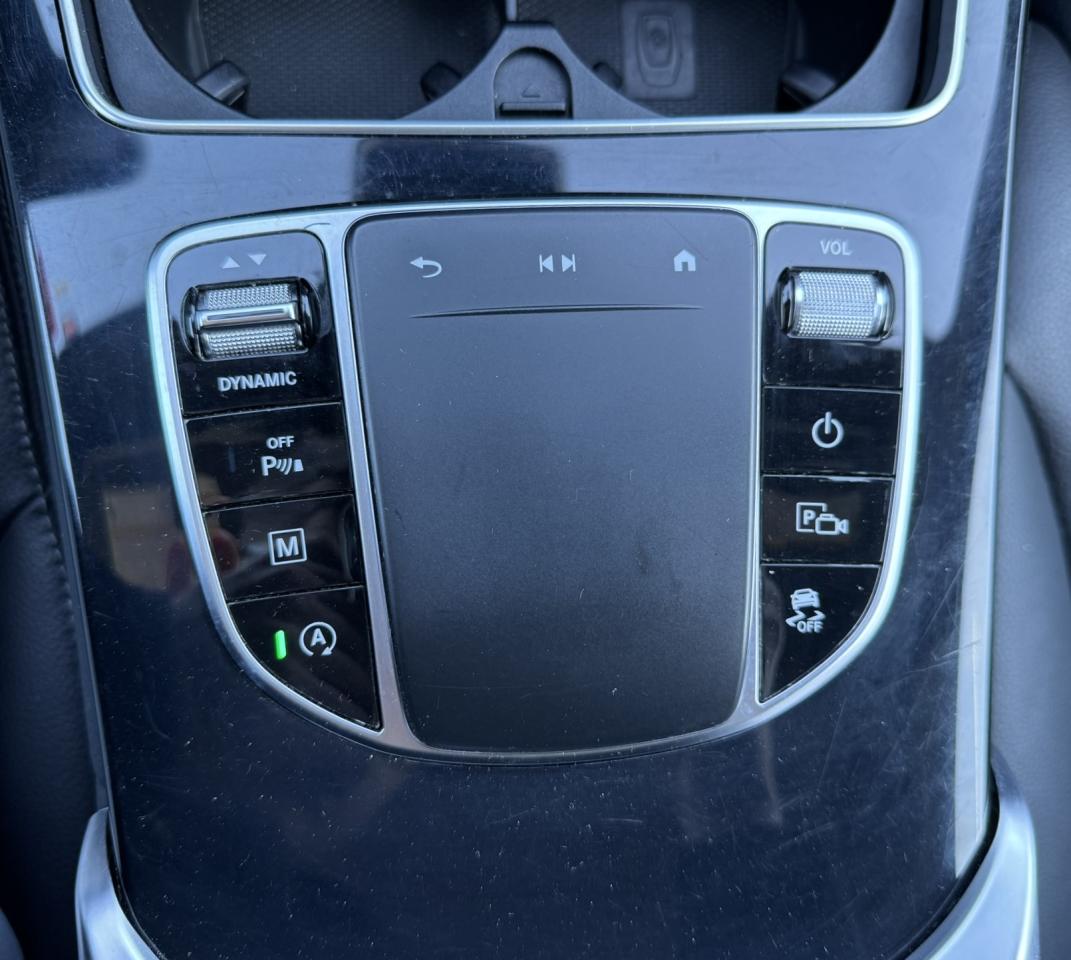 2022 Mercedes-Benz GL-Class GLC 300 4MATIC SUV Photo