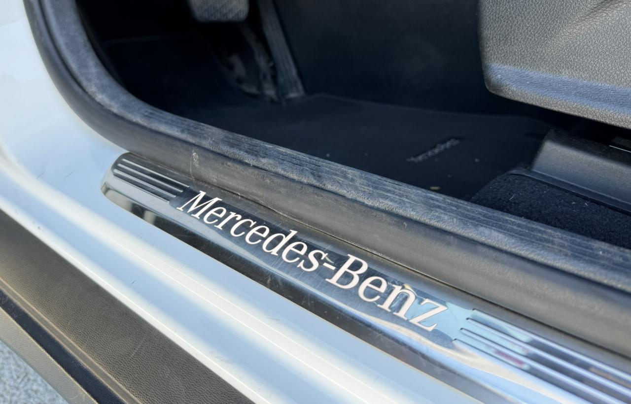 2022 Mercedes-Benz GL-Class GLC 300 4MATIC SUV Photo