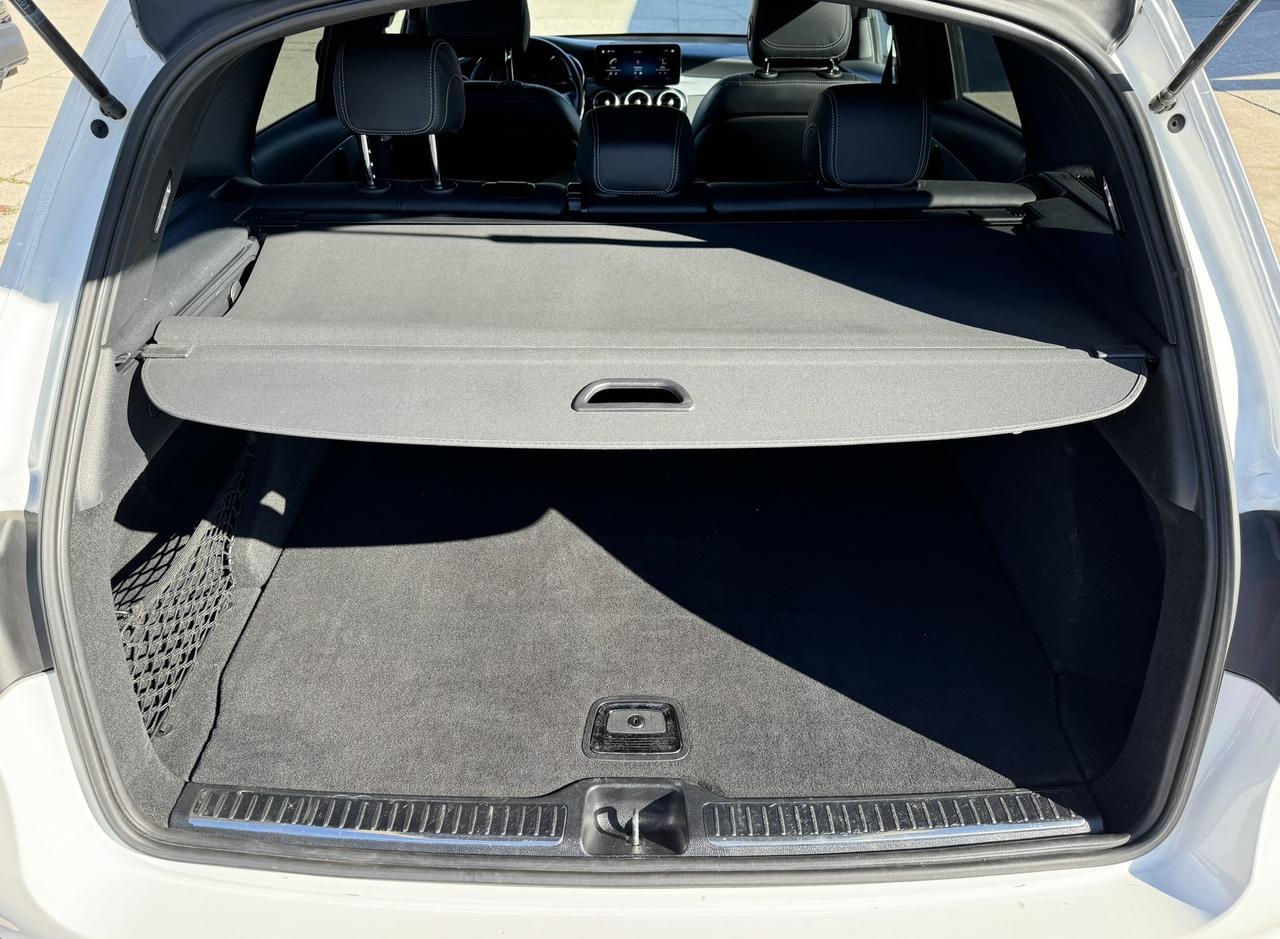 2022 Mercedes-Benz GL-Class GLC 300 4MATIC SUV Photo