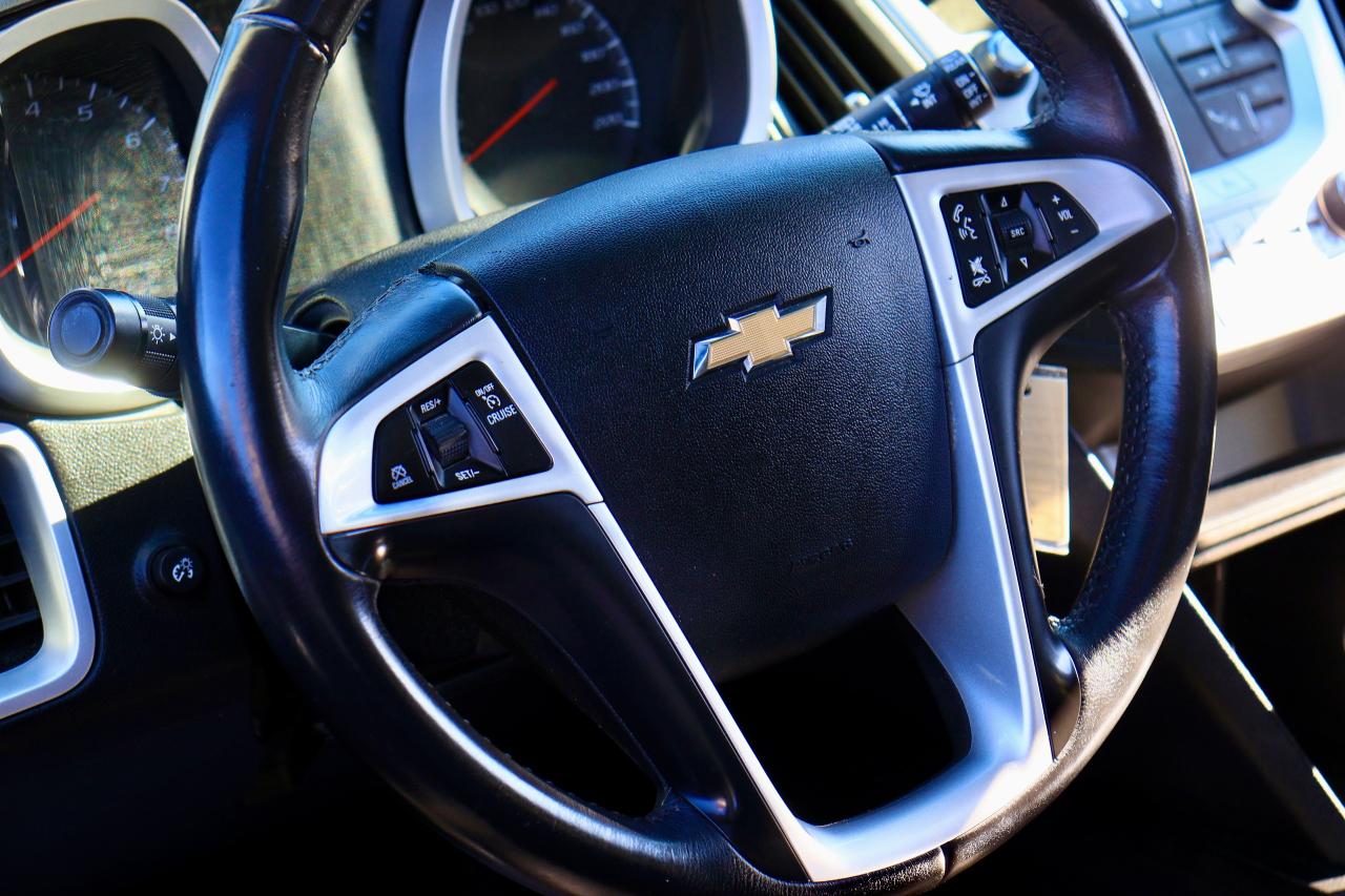 2017 Chevrolet Equinox Premier | 1 Owner | Leather | Roof | Nav | Cam ++ Photo44