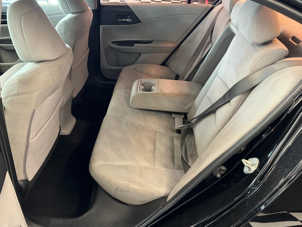 2017 Honda Accord LX+New Brakes+Camera+ApplePlay+Heated Seats - Photo #22