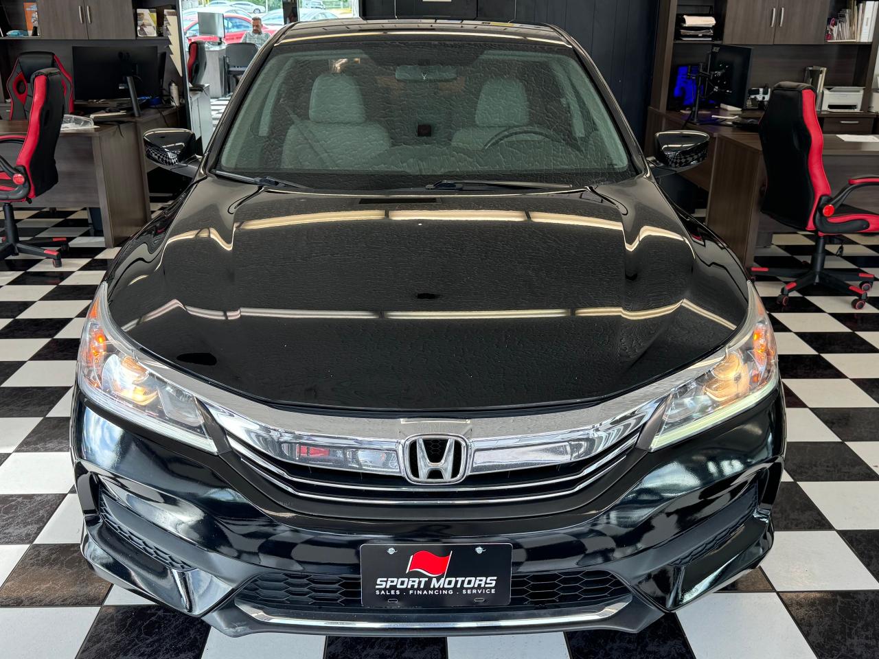 2017 Honda Accord LX+New Brakes+Camera+ApplePlay+Heated Seats - Photo #8