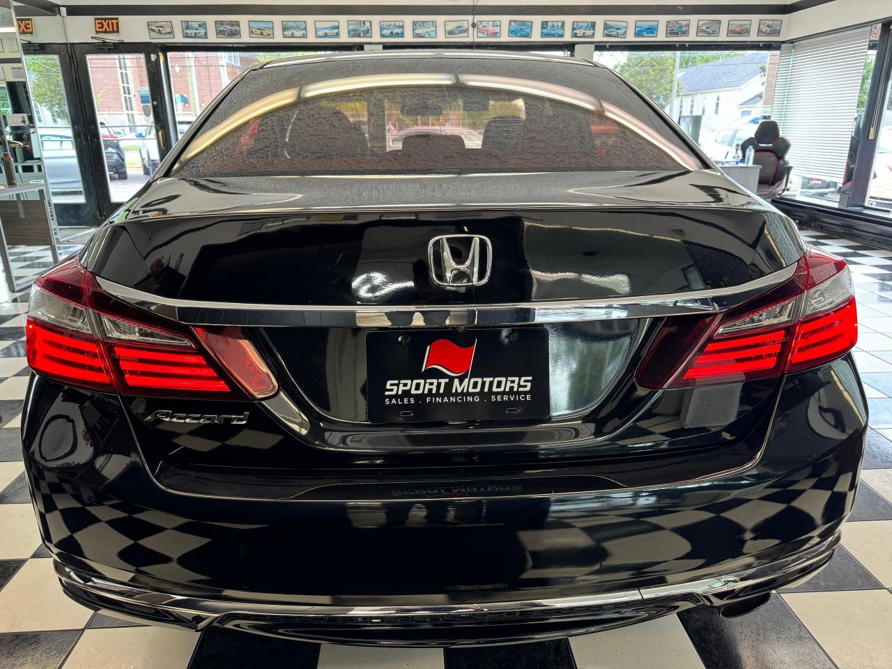 2017 Honda Accord LX+New Brakes+Camera+ApplePlay+Heated Seats Photo5