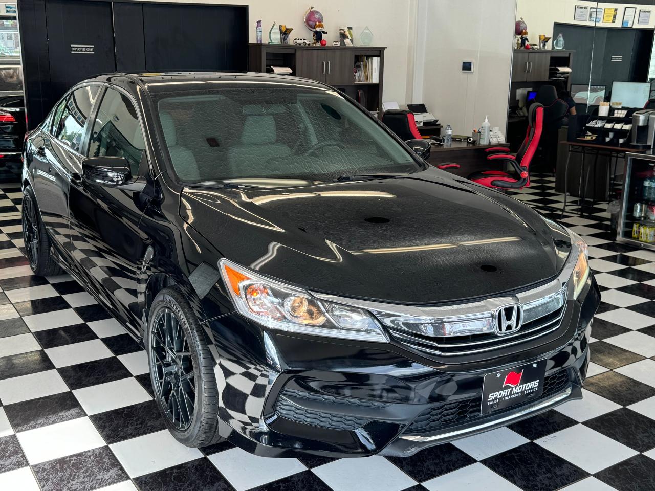 2017 Honda Accord LX+New Brakes+Camera+ApplePlay+Heated Seats - Photo #7
