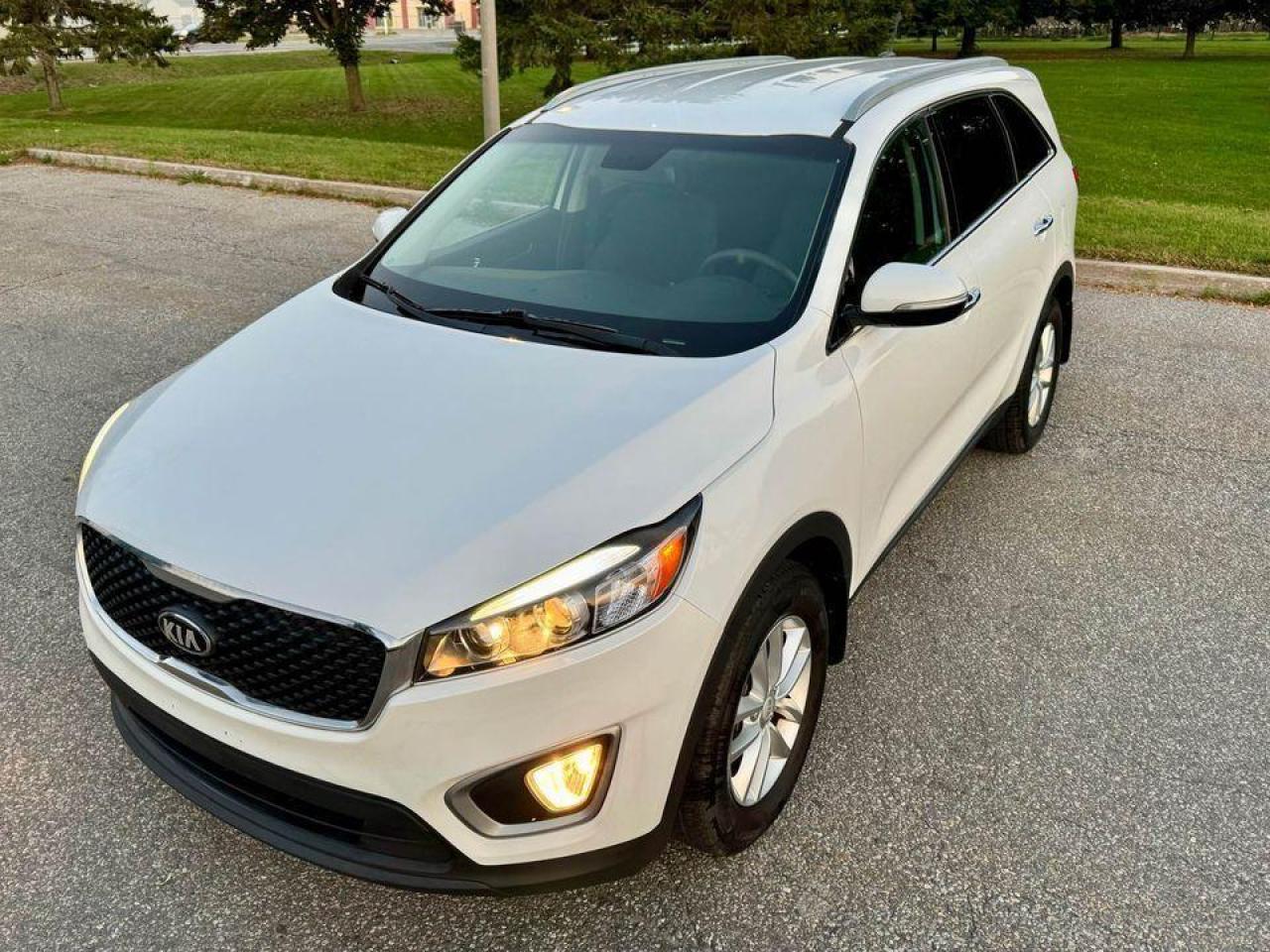 2016 Kia Sorento 2.4L 4 Cylinder- Certified - Photo #8