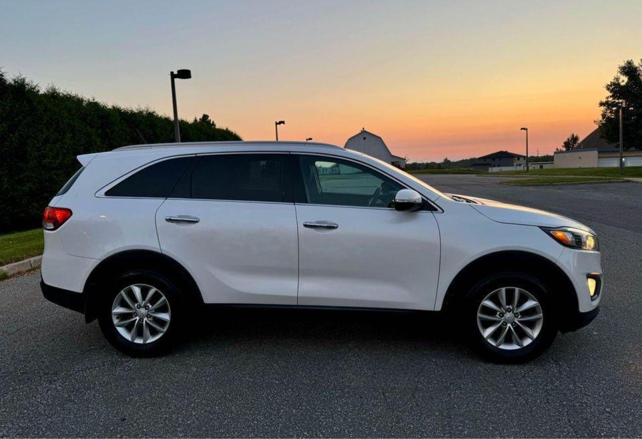 2016 Kia Sorento 2.4L 4 Cylinder- Certified - Photo #15