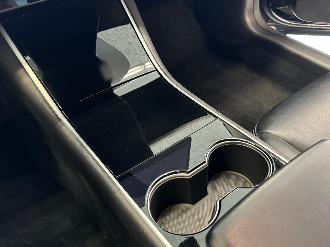 2019 Tesla Model 3 Standrad Range Plus+Auto Pilot+CLEAN CARFAX - Photo #30