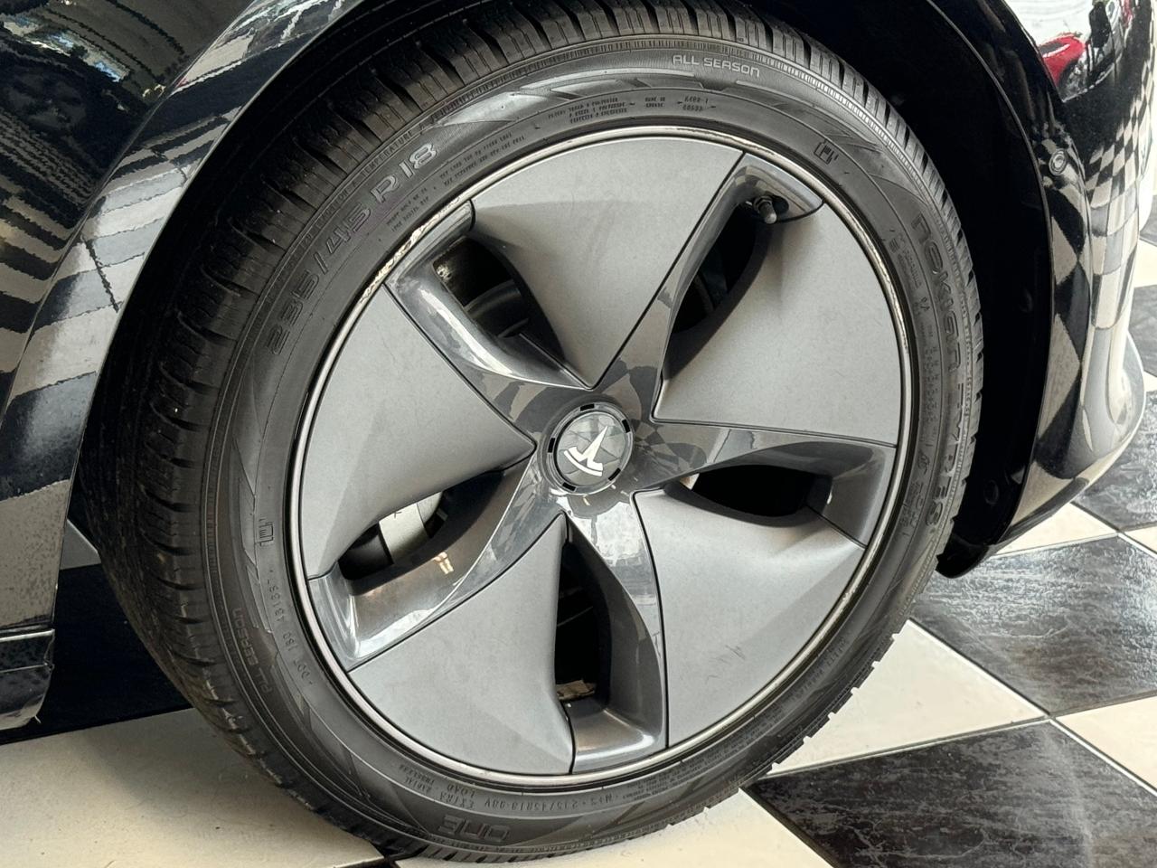 2019 Tesla Model 3 Standrad Range Plus+Auto Pilot+CLEAN CARFAX Photo94
