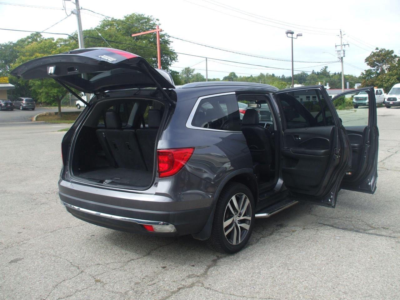 2016 Honda Pilot 4WD,Touring,7 Passengers,GPS,Tinted,Sunroof,Fog's