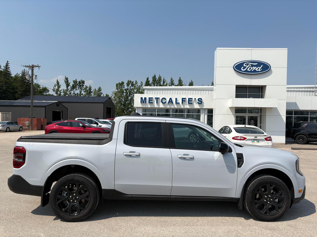 New 2025 Ford Maverick XLT AWD SuperCrew for sale in Treherne, MB