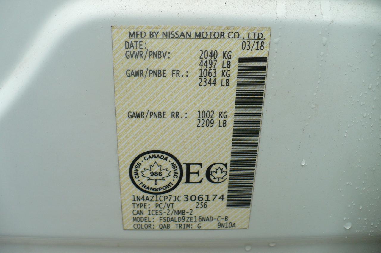 2018 Nissan Leaf SV Hatchback Photo